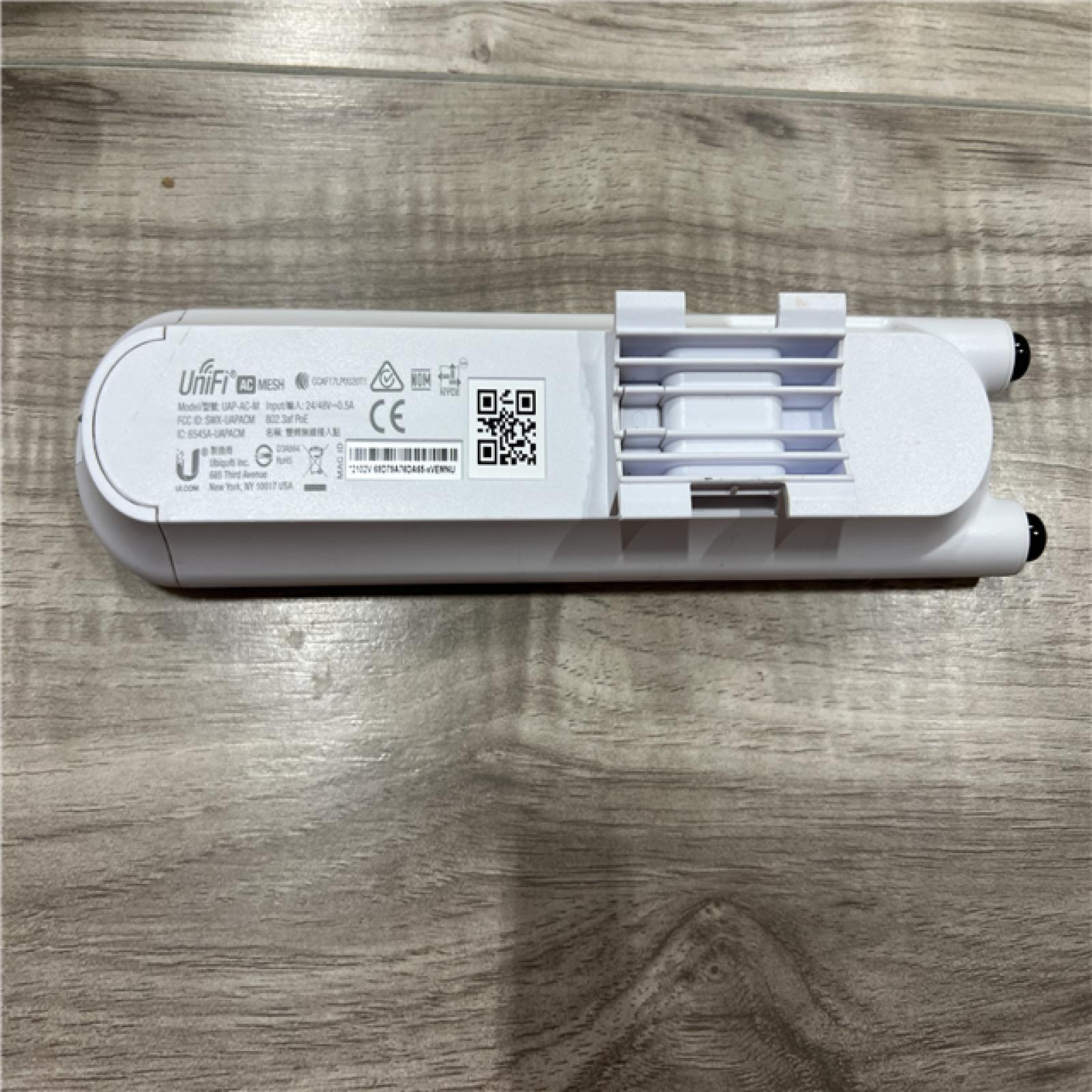 AS-IS Ubiquiti UniFi® AC Mesh Access Point White UAP-AC-M-US