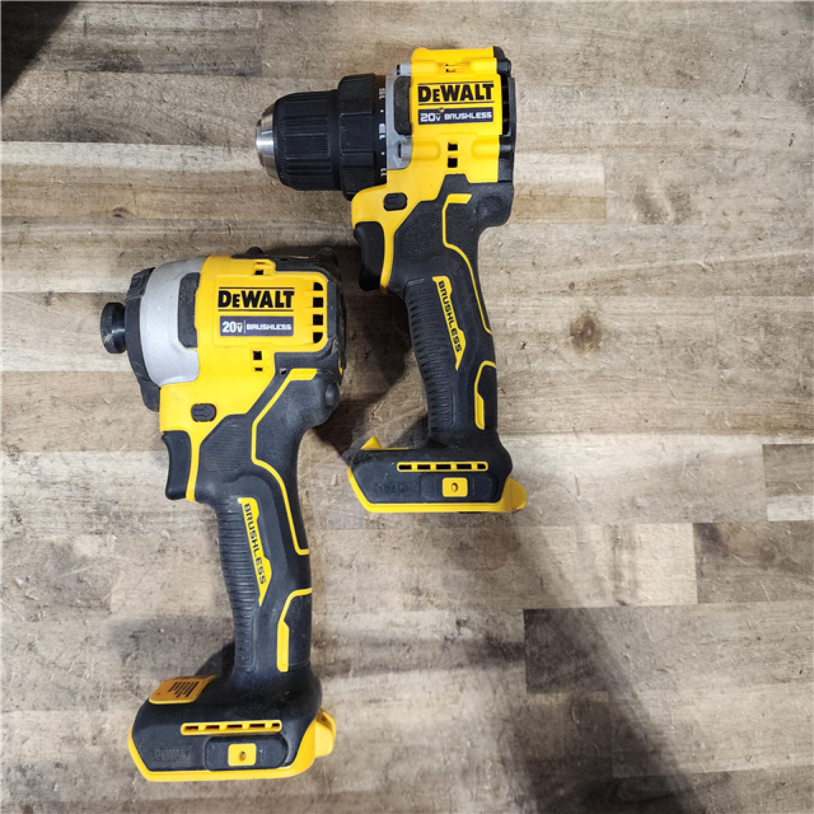 HOUSTON LOCATION - AS-IS Dewalt DCK225D2 20V MAX ATOMIC Brushless Compact Lithium-Ion 1/2 in. Cordless Drill Driver and 1/4 in. Impact Driver Combo Kit with 2 Batteries 2 Ah