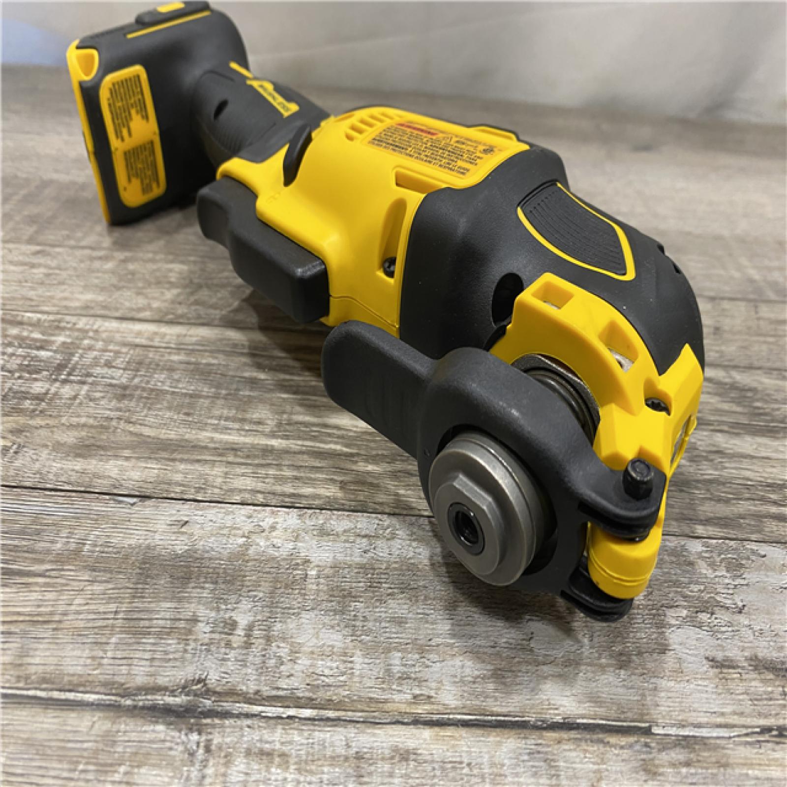 AS-IS DEWALT ATOMIC 20V MAX Cordless Brushless Oscillating Multi Tool (Tool Only)