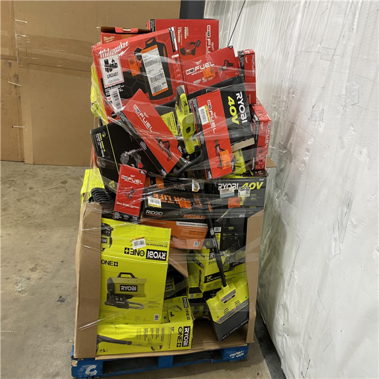 Houston Location AS IS - Tool Pallet