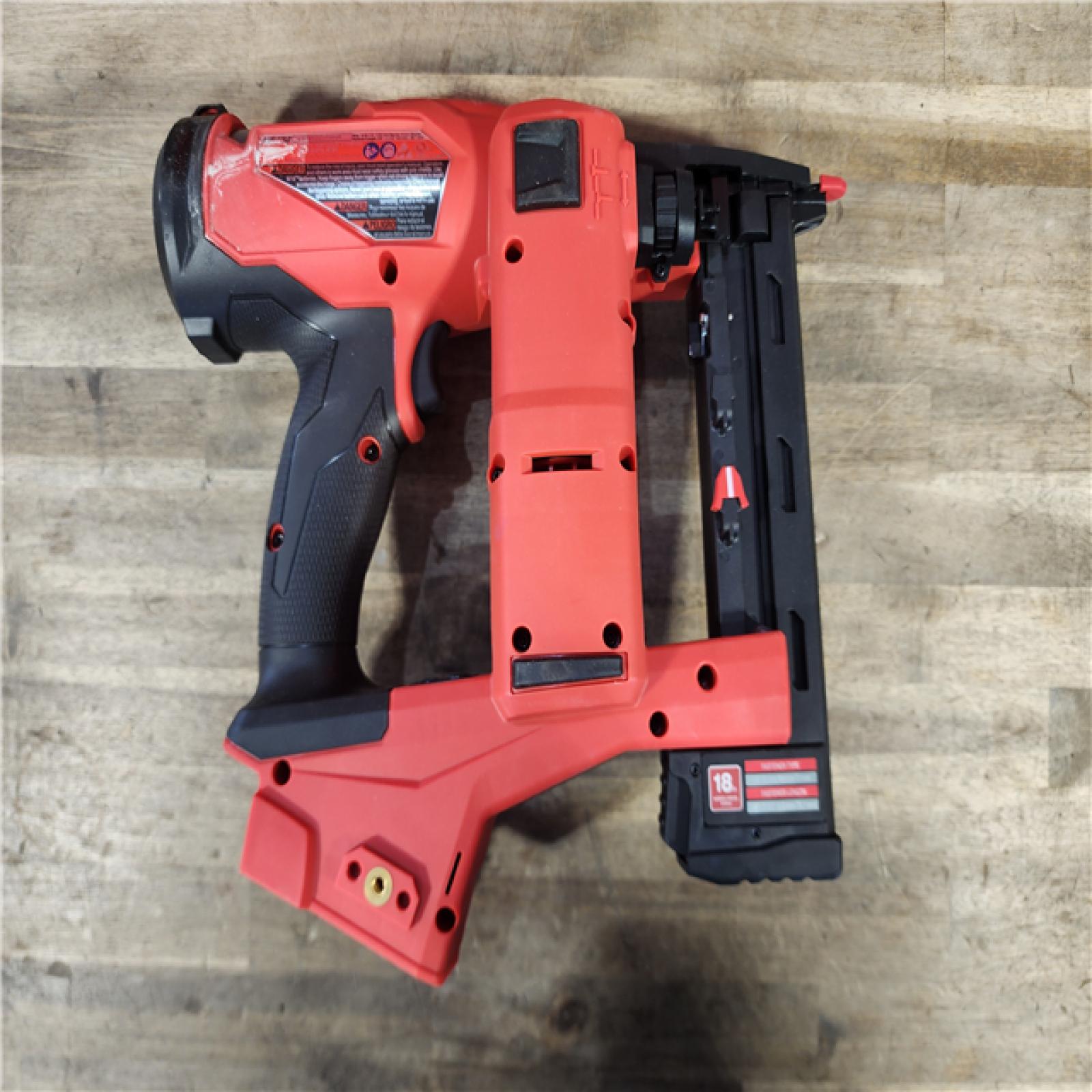 HOUSTON LOCATION - AS-IS MILWAUKEE FUEL 18-Volt Lithium-Ion Brushless Cordless 18-Gauge 1/4 in. Narrow Crown Stapler (Tool-Only)