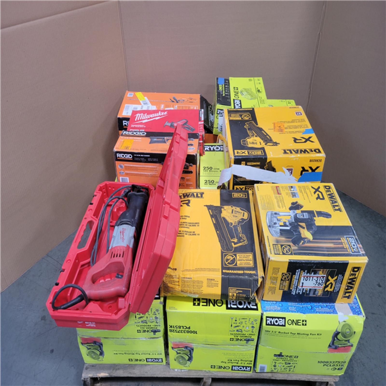 CALIFORNIA AS-IS TOOL PALLET