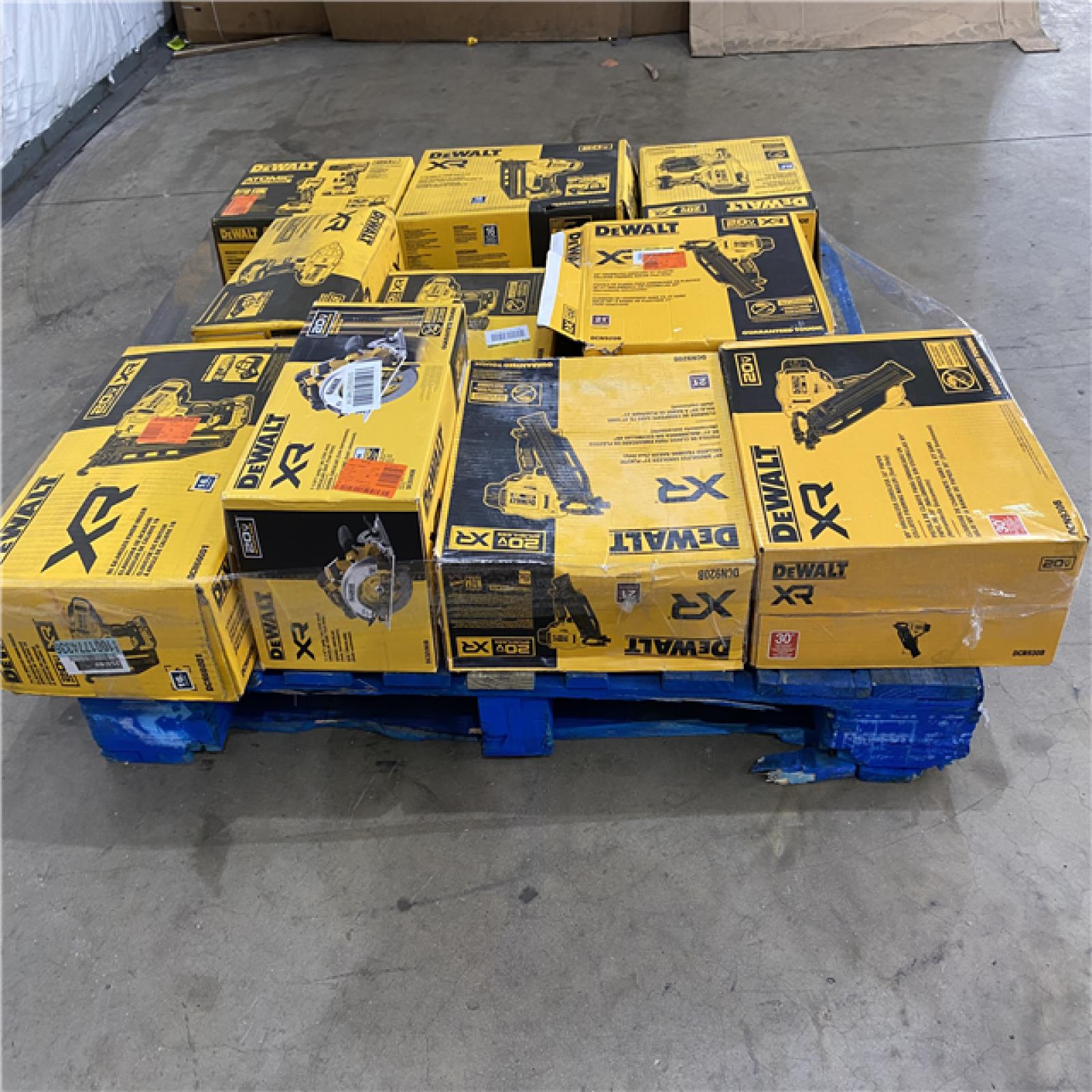 Houston Location AS IS - Tool Pallet