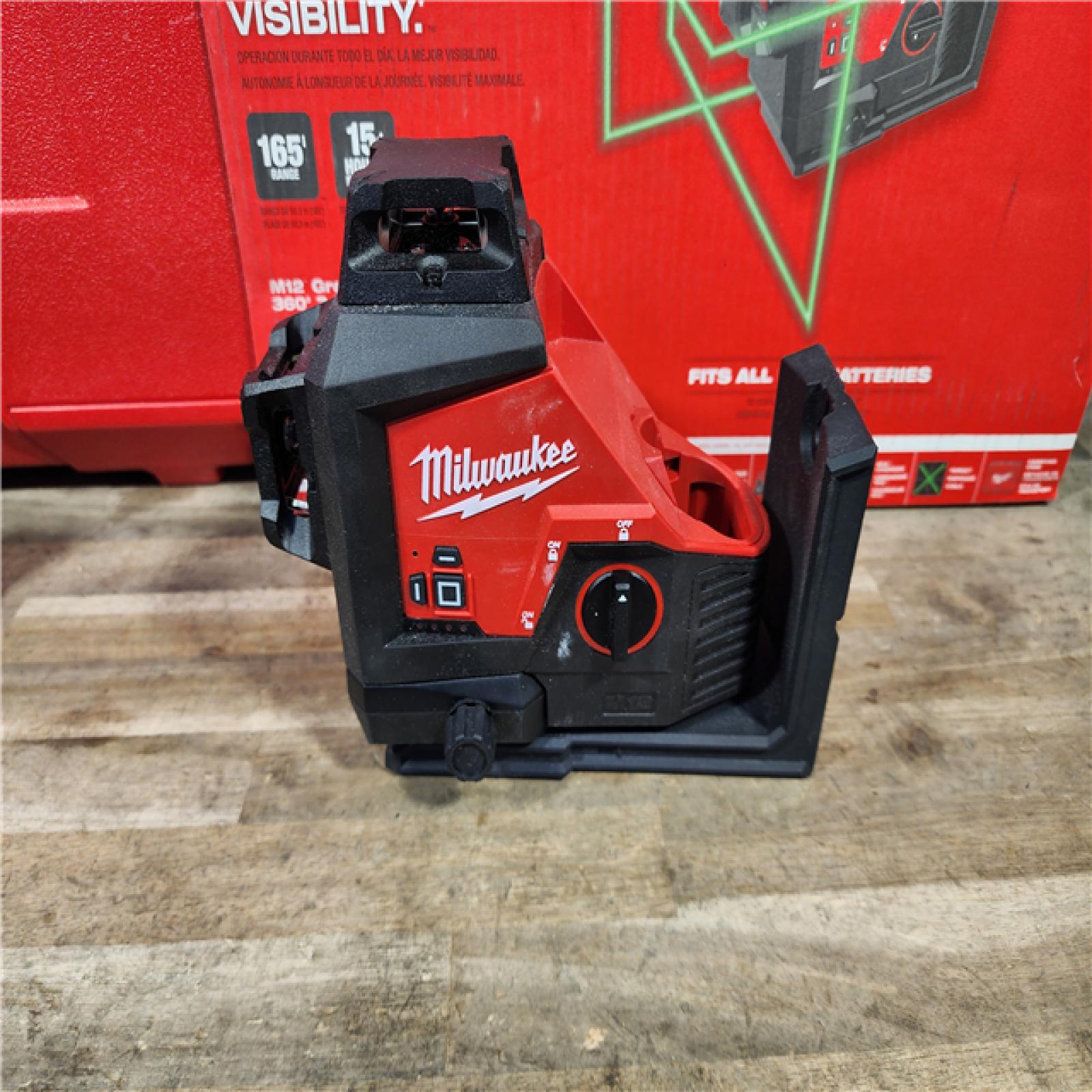 HOUSTON LOCATION - AS-IS Milwaukee-3632-21 M12 Green Beam Laser 360° 3-Plane Kit