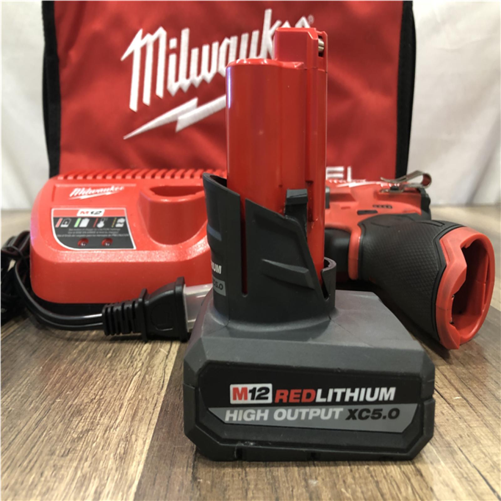 AS-IS Milwaukee FUEL 12V Lithium-Ion Brushless Cordless Stubby 3/8 in. Impact Wrench (Tool-Only)