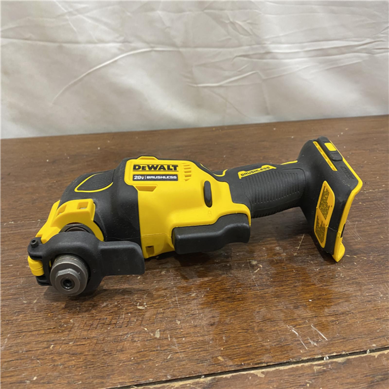 AS-IS ATOMIC 20V MAX Cordless Brushless Oscillating Multi Tool (Tool Only)
