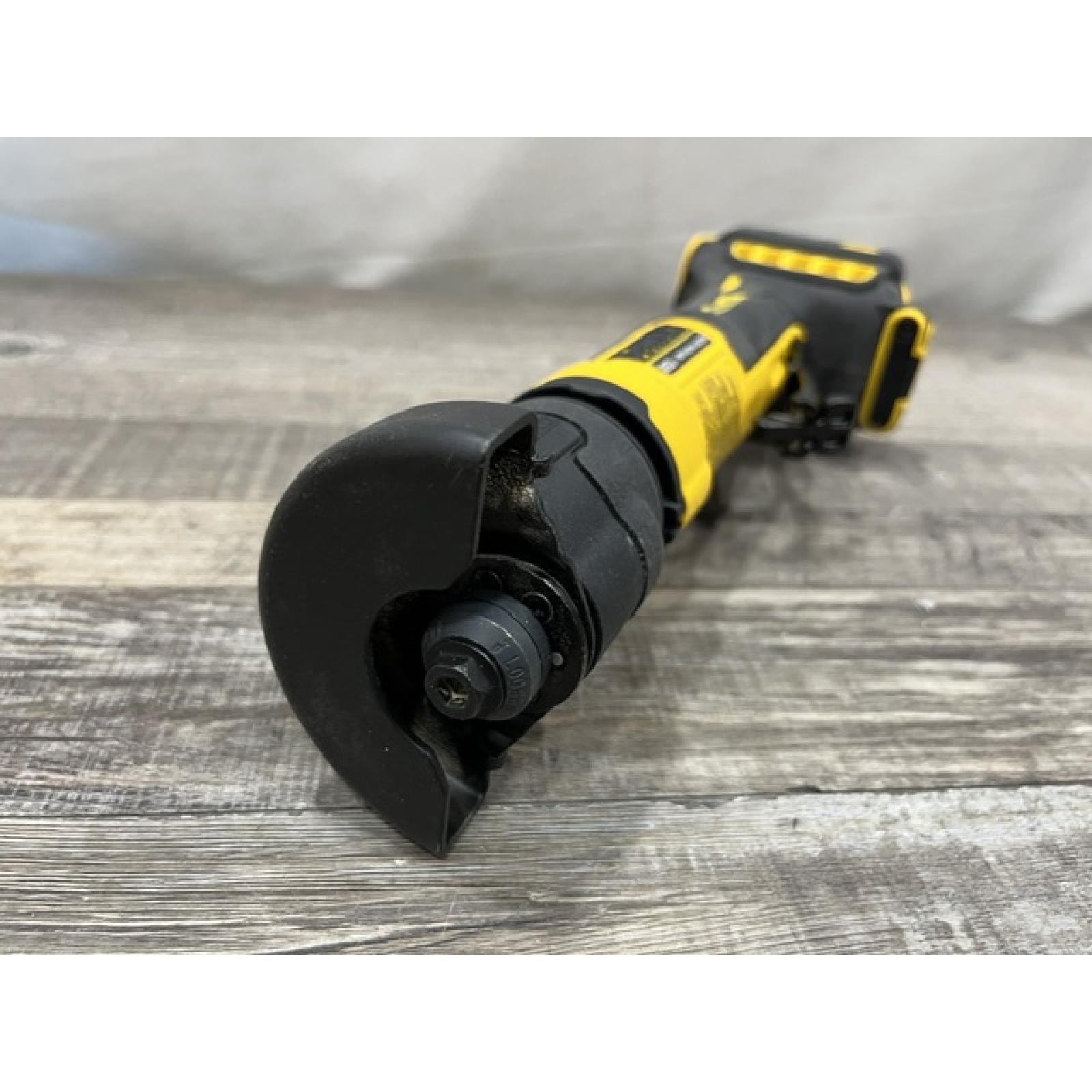 AS-IS DEWALT ATOMIC 20V MAX Cordless Brushless 3 in. Cut-Off Tool (Tool Only)