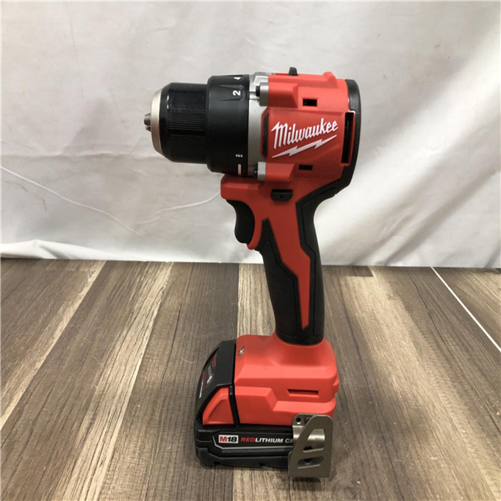 AS-IS Milwaukee 18V Lithium-Ion Brushless Cordless 1/2 in. Compact Drill/Driver Kit