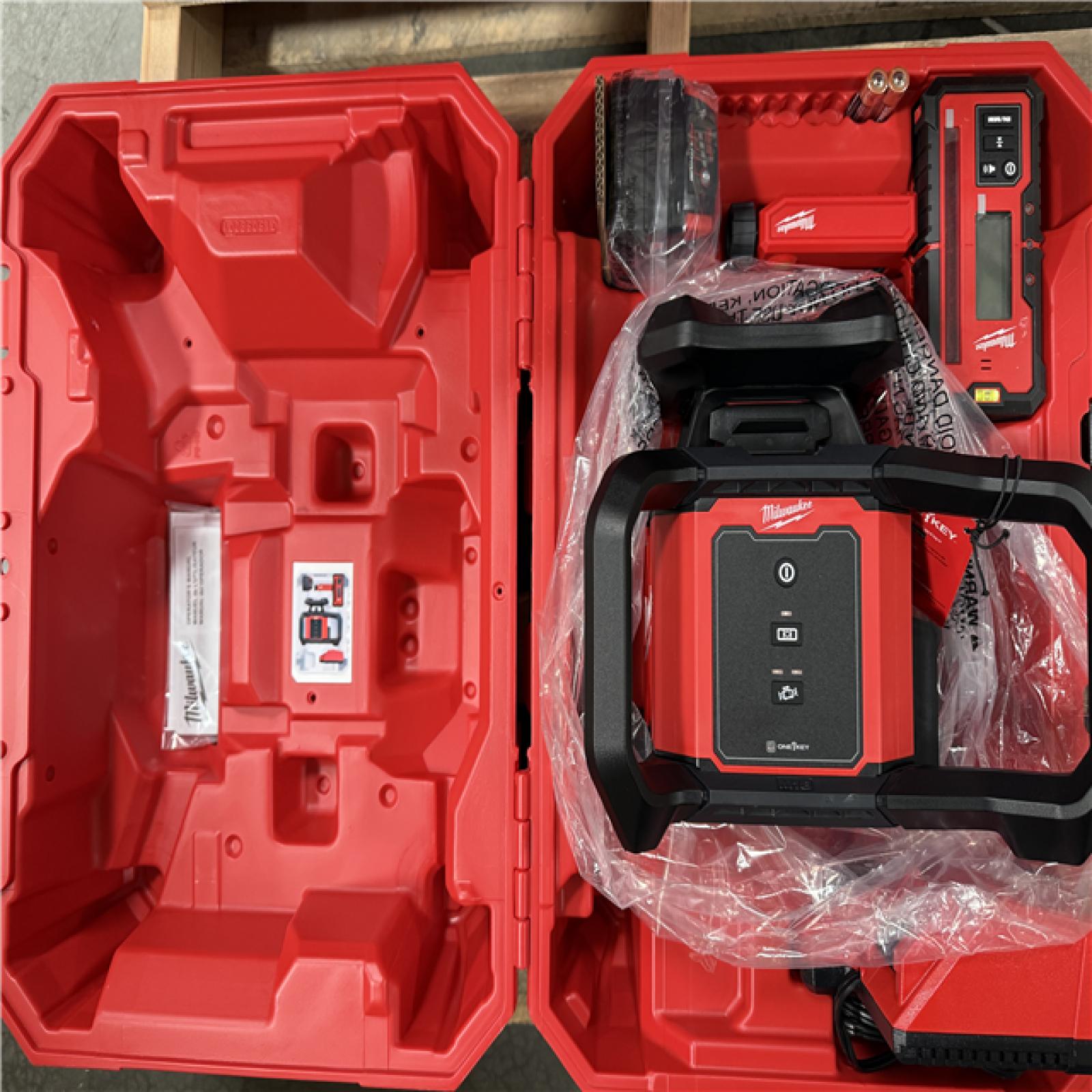 California NEW MILWAUKEE Rotary Laser Level Kit w/Receiver, Tripod & Grade Rod