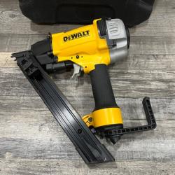 AS-IS  DEWALT 20-Volt MAX XR 1-1/2 in. PEX Expander Kit