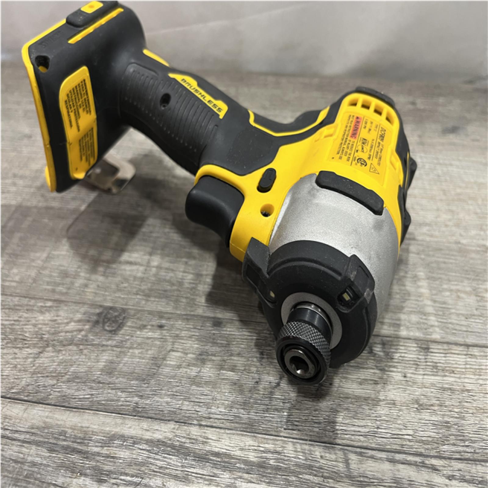 AS-IS DEWALT Atomic 20V Max Lithium-Ion Brushless Cordless Compact 1/4 in. Impact Driver Kit
