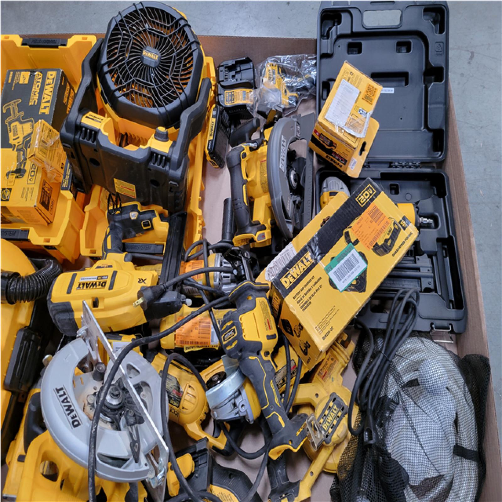 CALIFORNIA AS-IS TOOL PALLET