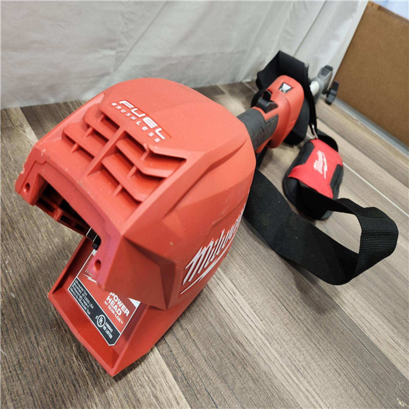 AS-IS- Milwaukee M18 FUEL Pole Saw with QUIK-LOK (TOOL ONLY)
