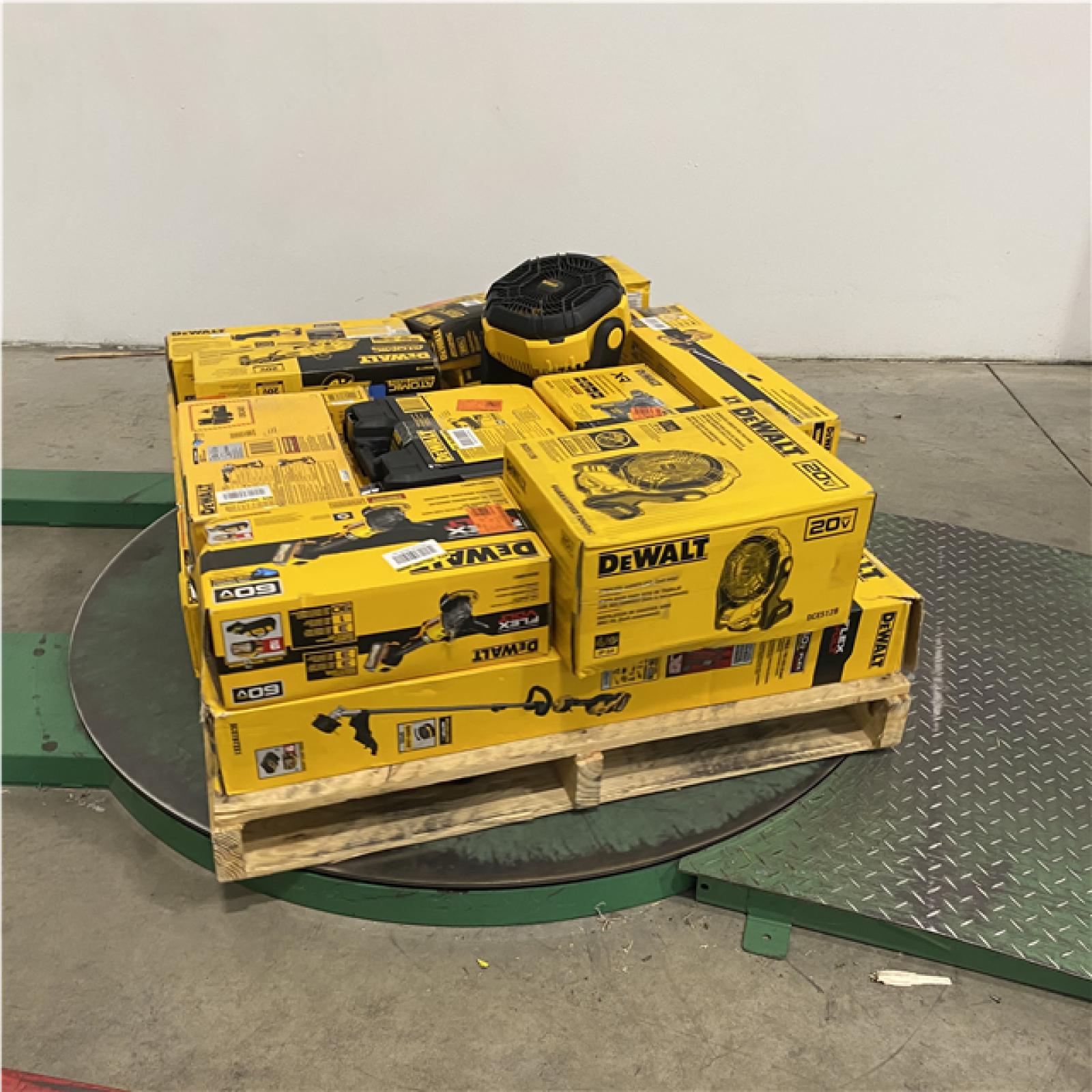 Dallas Location - As-Is Tool Pallet