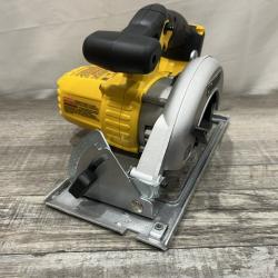 AS-IS DEWALT 20V MAX Cordless 6.5 in. Sidewinder Style Circular Saw (Tool Only)