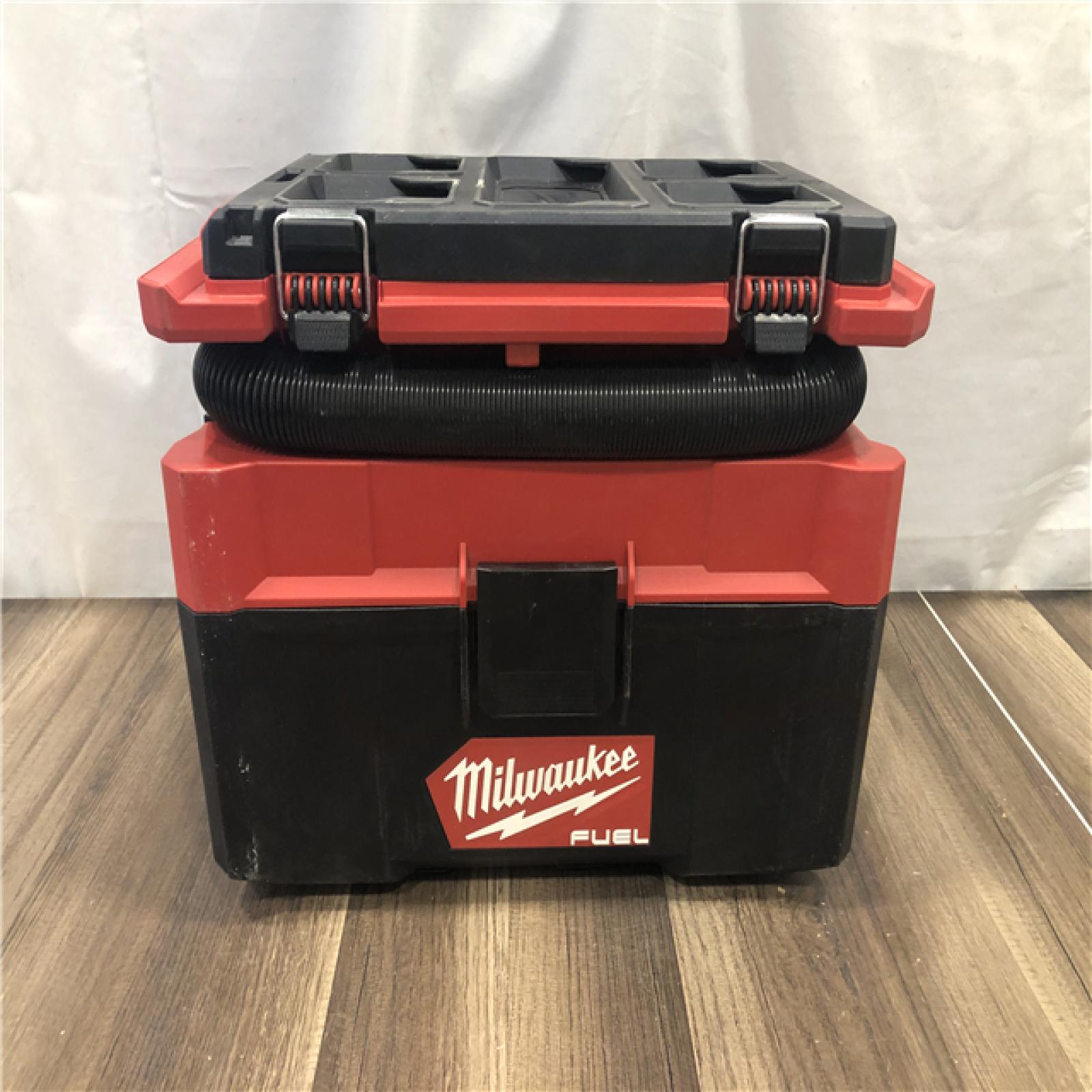AS-IS Milwaukee  FUEL PACKOUT 18-Volt Lithium-Ion Cordless 2.5 Gal. Wet/Dry Vacuum (Vacuum-Only)