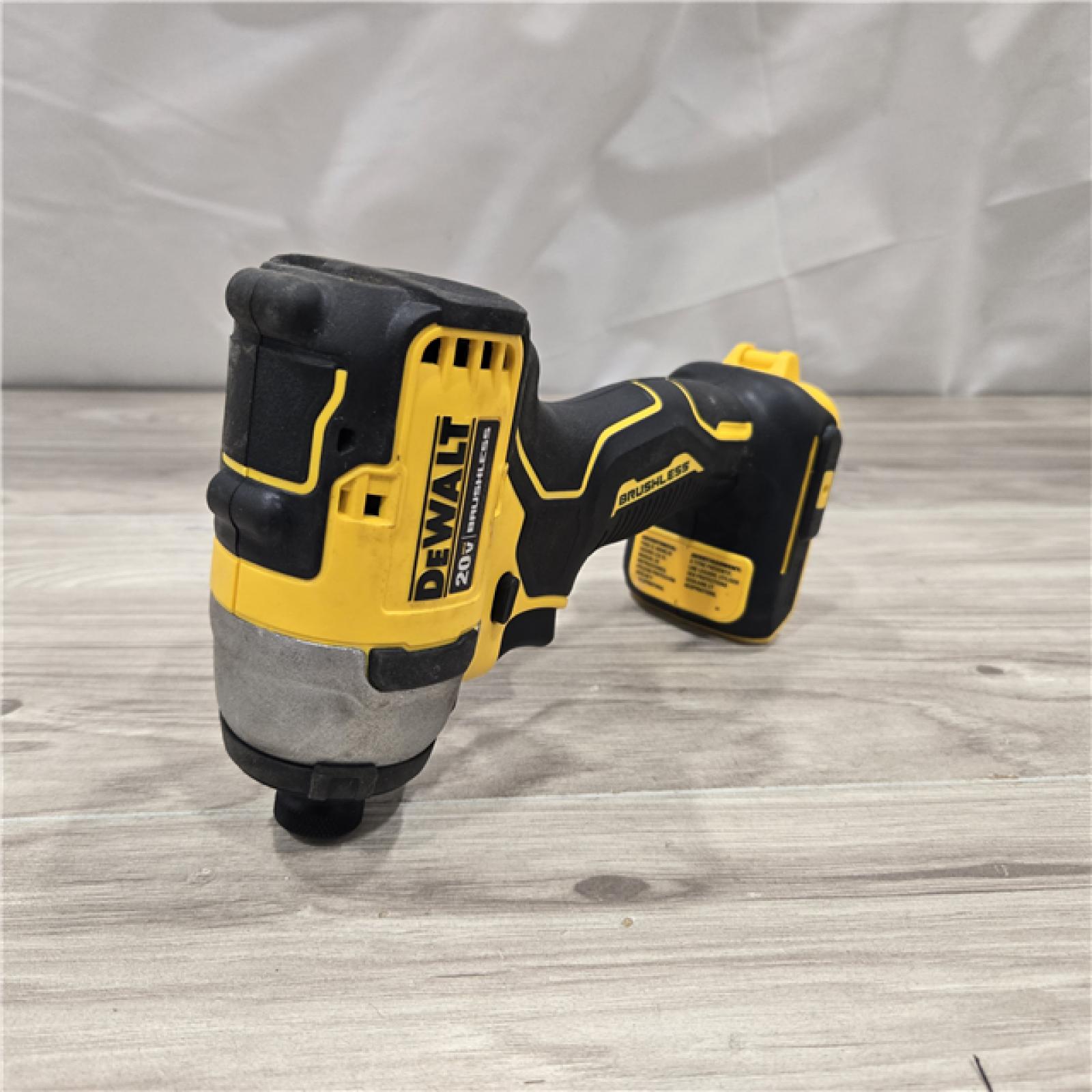 AS-IS DeWALT ATOMIC 20V MAX Cordless Compact Impact Driver Kit