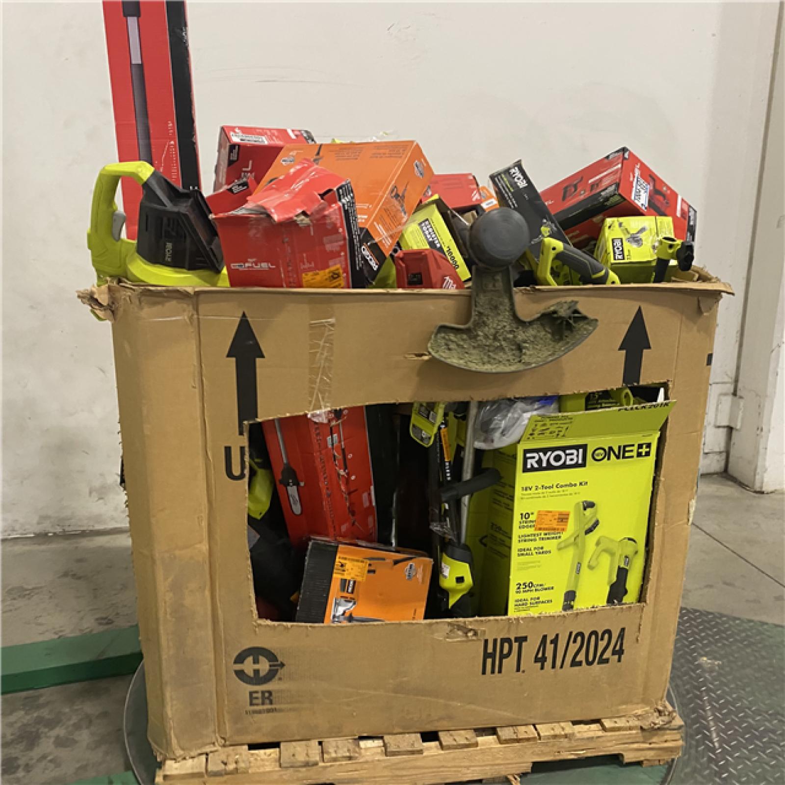 Dallas Location - As-Is Tool Pallet