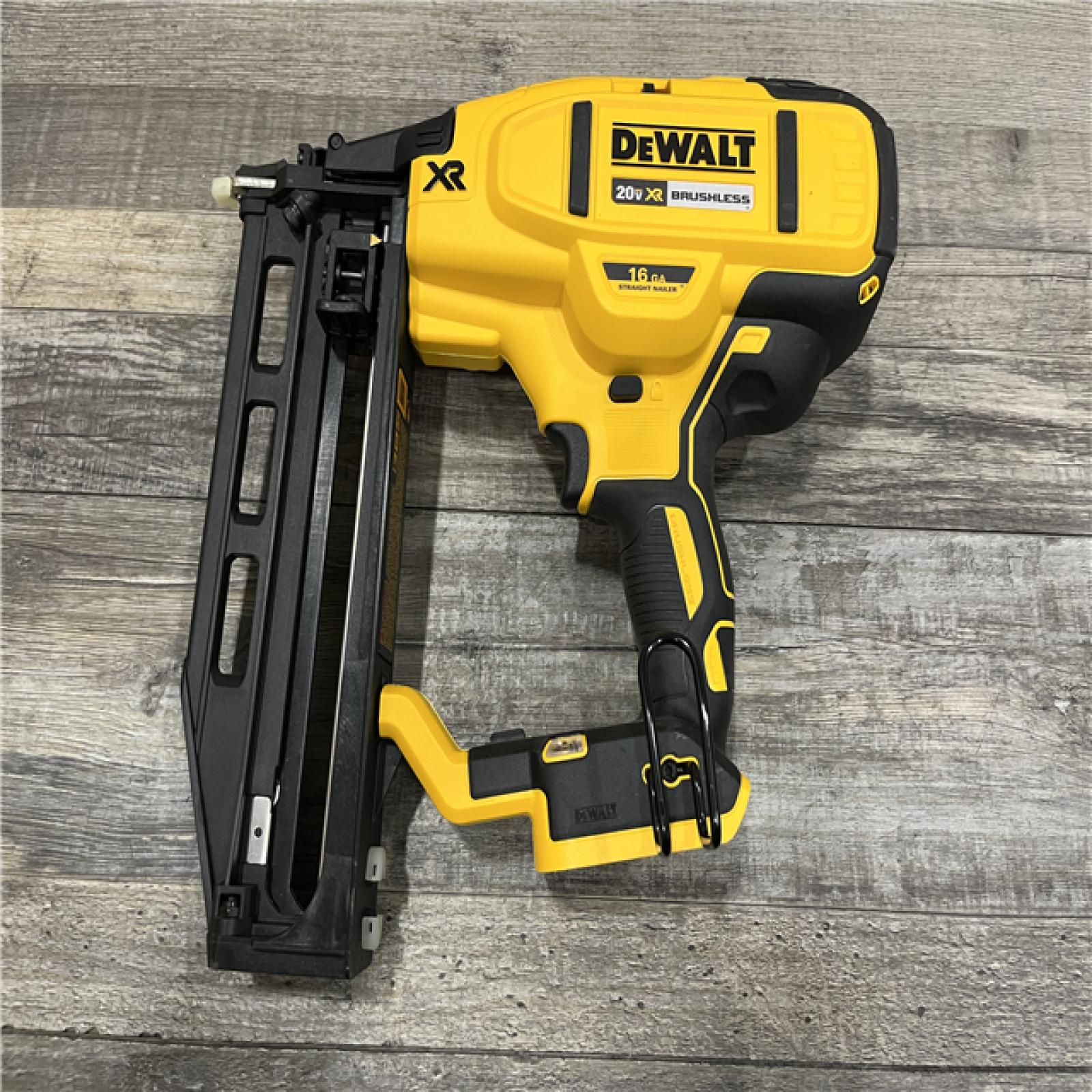 AS-IS DEWALT 20V MAX XR 16-Gauge Lithium-Ion Cordless Finish Nailer (Tool Only)