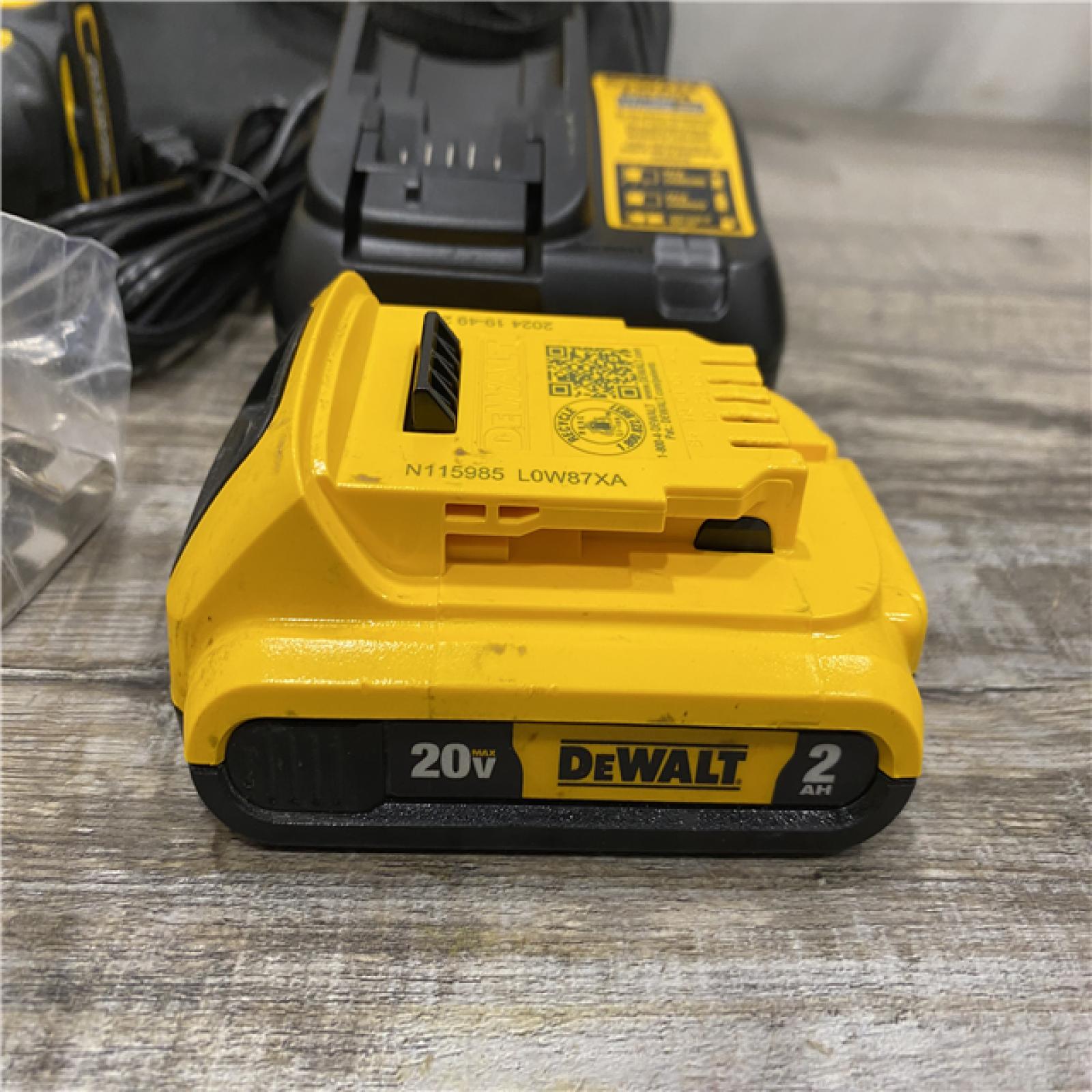 AS-IS DEWALT Atomic 20V Max Lithium-Ion Brushless Cordless Compact 1/4 in. Impact Driver Kit