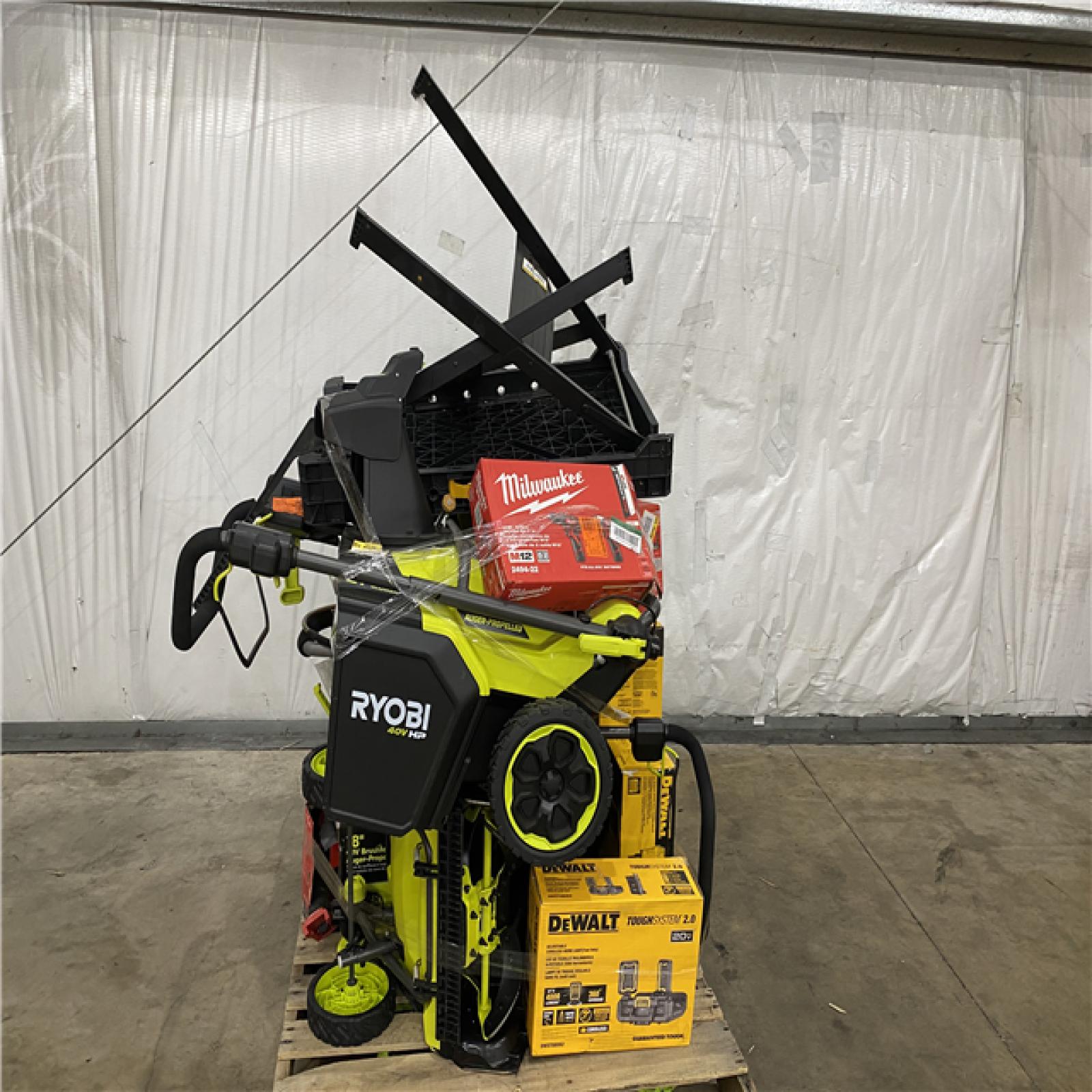 Houston Location AS IS - Tool Pallet