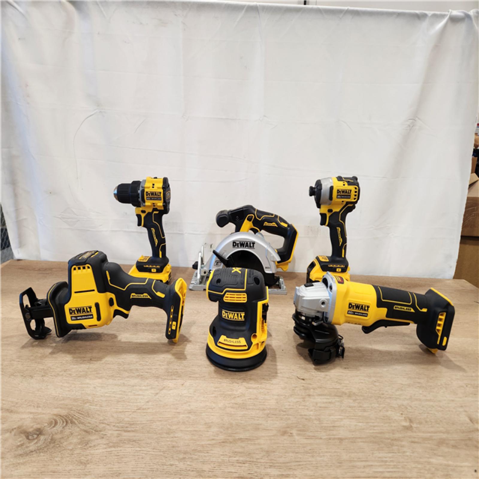 AS-IS- DEWALT 20V Lithium-Ion Cordless 6-Tool Combo Kit with 5.0 Ah and 2.0 Ah Batteries  Charger and Tough System 2.0 Rolling Toolbox