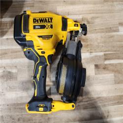 HOUSTON LOCATION - AS-IS (APPEARS LIKE NEW) DEWALT 20V MAX Lithium-Ion 15-Degree Electric Cordless Roofing Nailer Kit