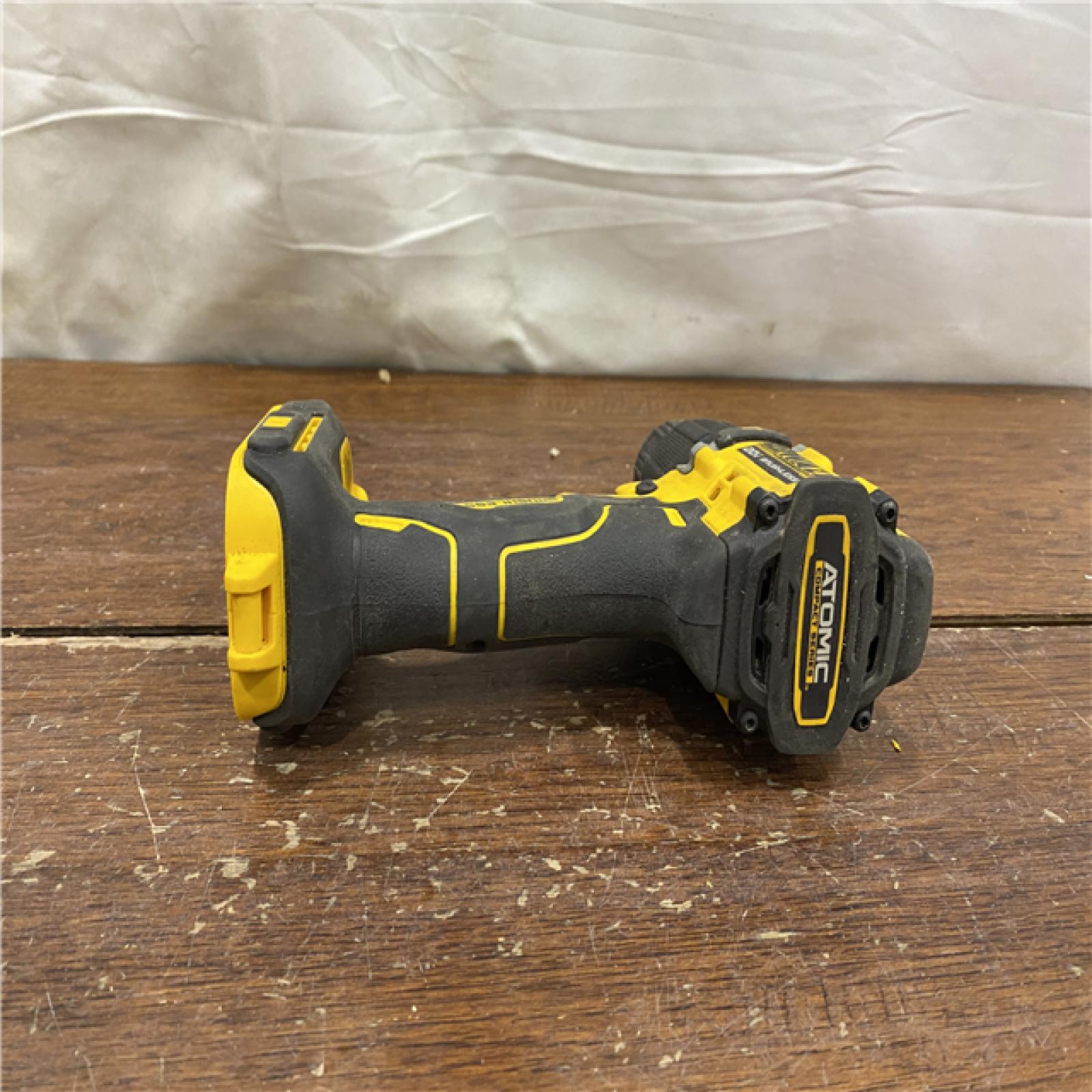 AS-IS DEWALT ATOMIC 20-Volt Lithium-Ion Cordless 1/2 in. Compact Hammer Drill with 3.0Ah Battery, Charger and Bag