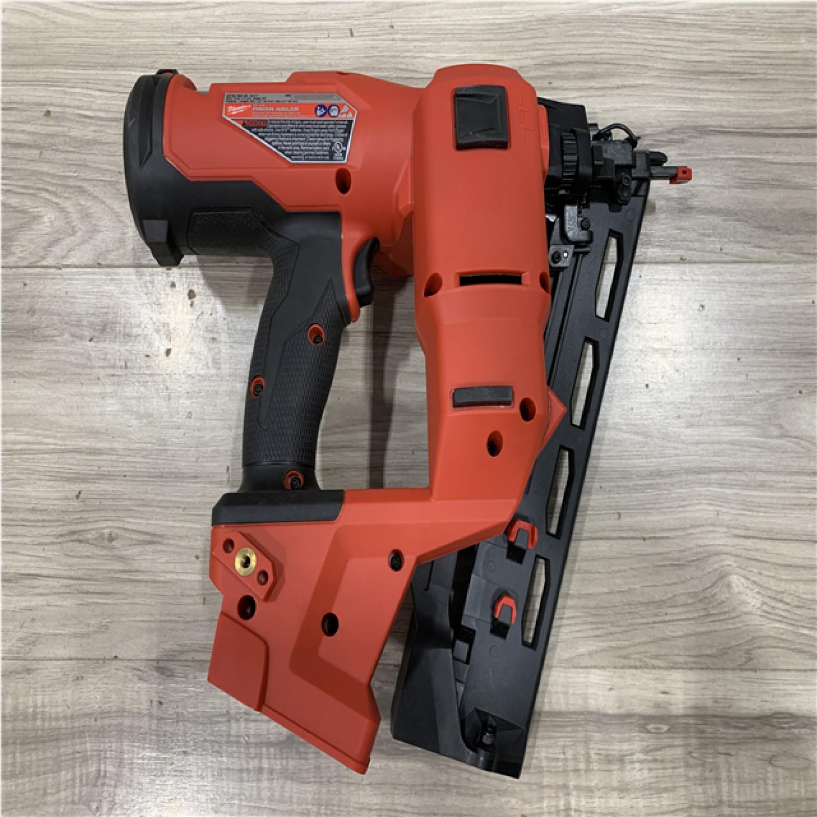 AS-IS Milwaukee FUEL 18-Volt Lithium-Ion Brushless Cordless Gen II 16-Gauge Angled Finish Nailer (Tool-Only)