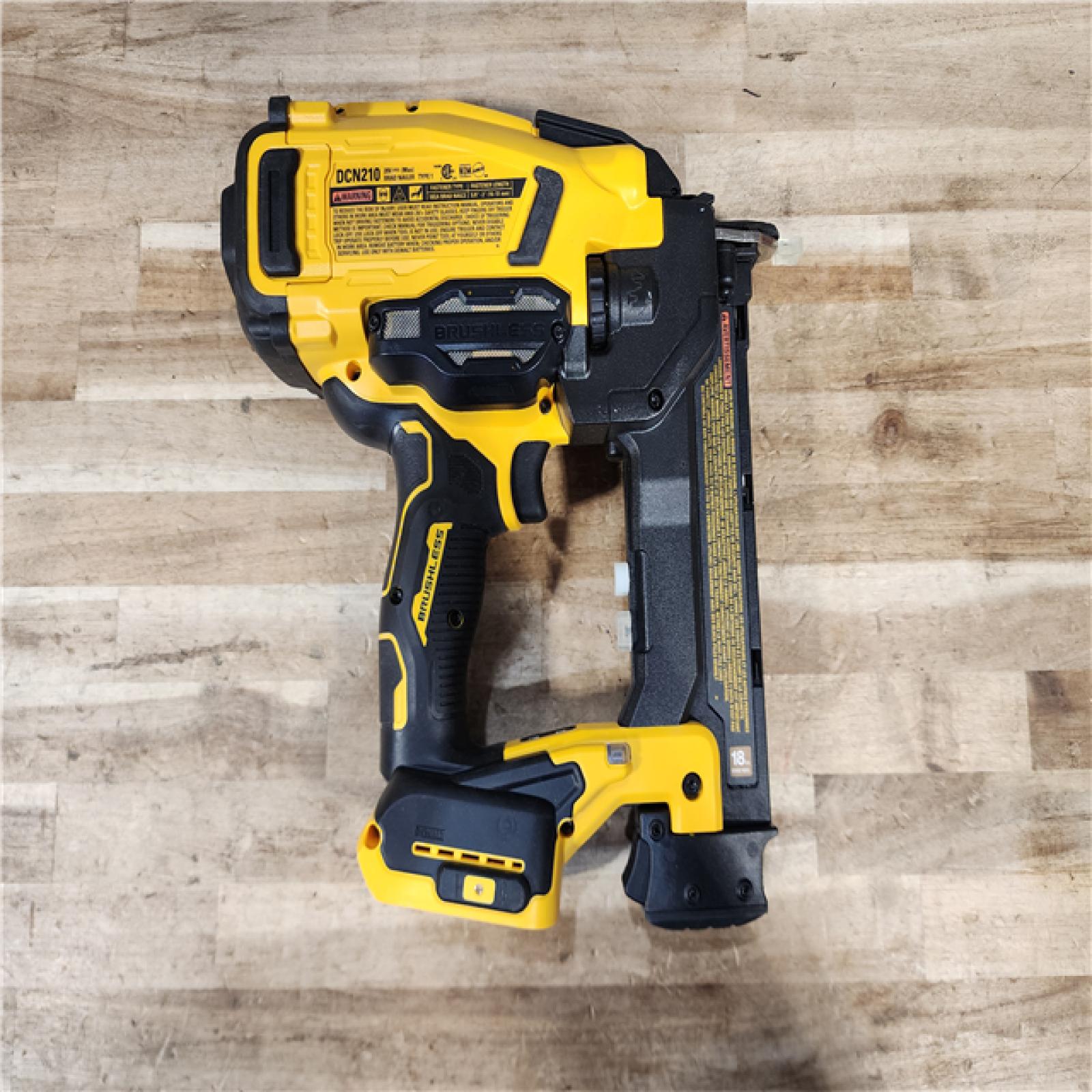 HOUSTON LOCATION - AS-IS 20V MAX XR 18 Gauge Cordless Brad Nailer (Tool Only)