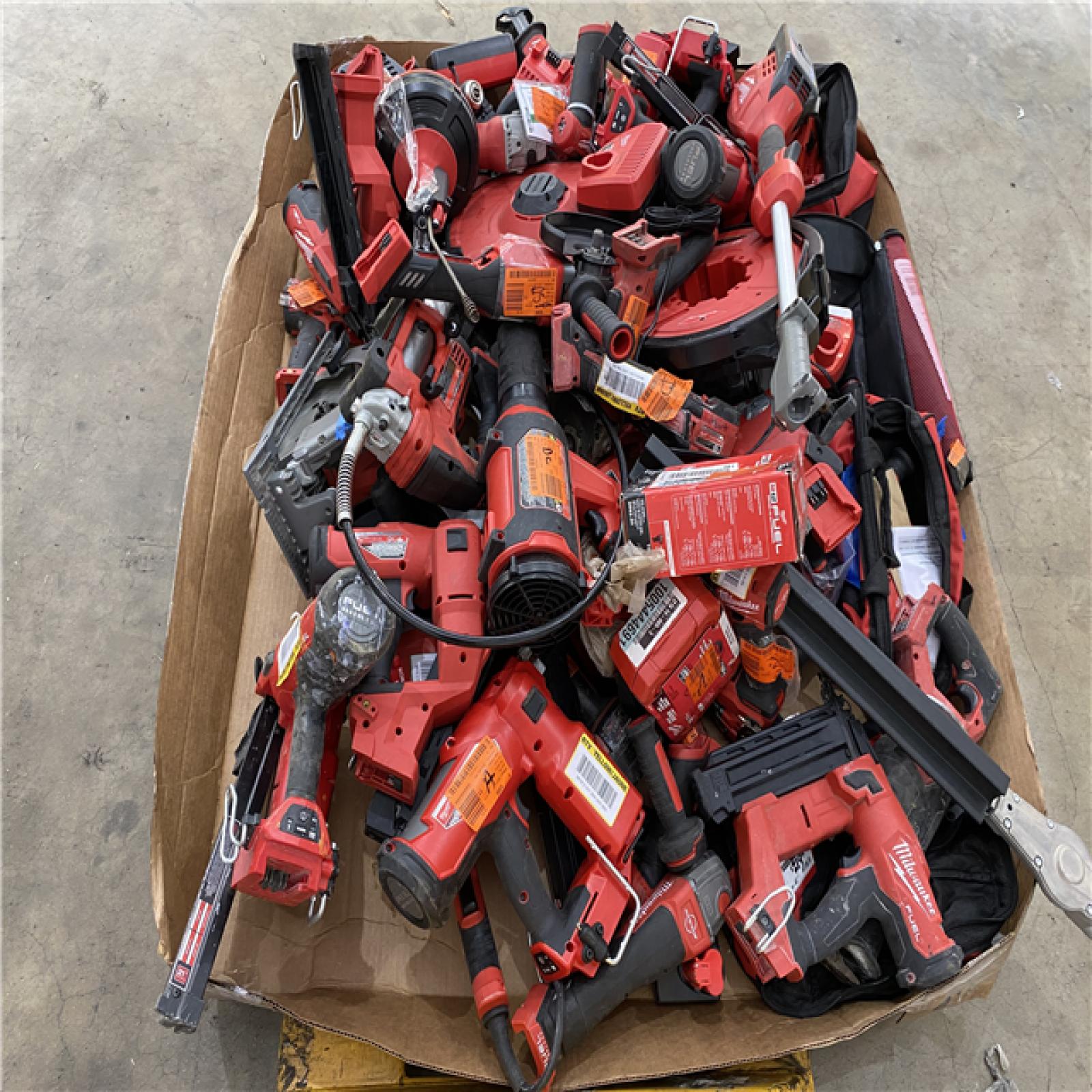 Houston Location AS IS - Tool Pallet