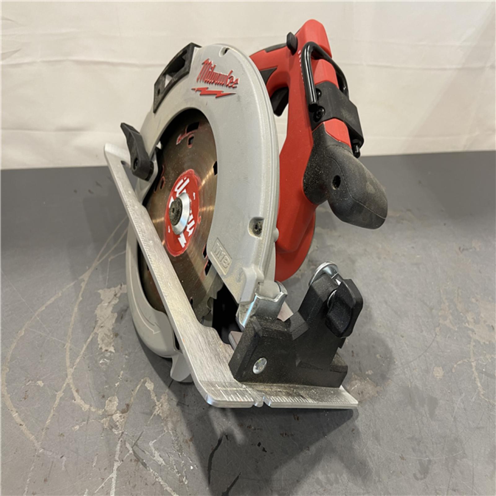 AS-IS - Milwaukee M18 18-Volt Lithium-Ion Brushless Cordless Combo 4 Tool Kit
