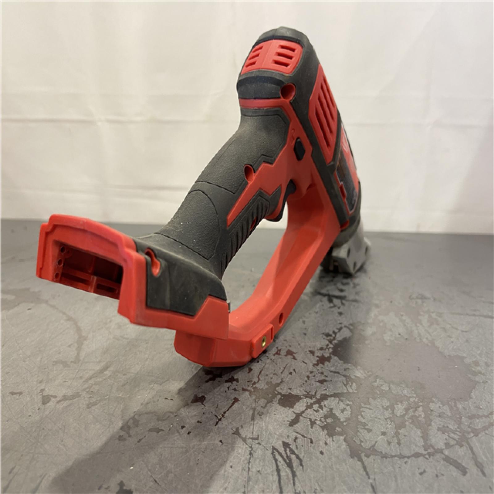 AS-IS - Milwaukee M18 18V Lithium-ion Cordless 18-gauge Double Cut Metal Shear