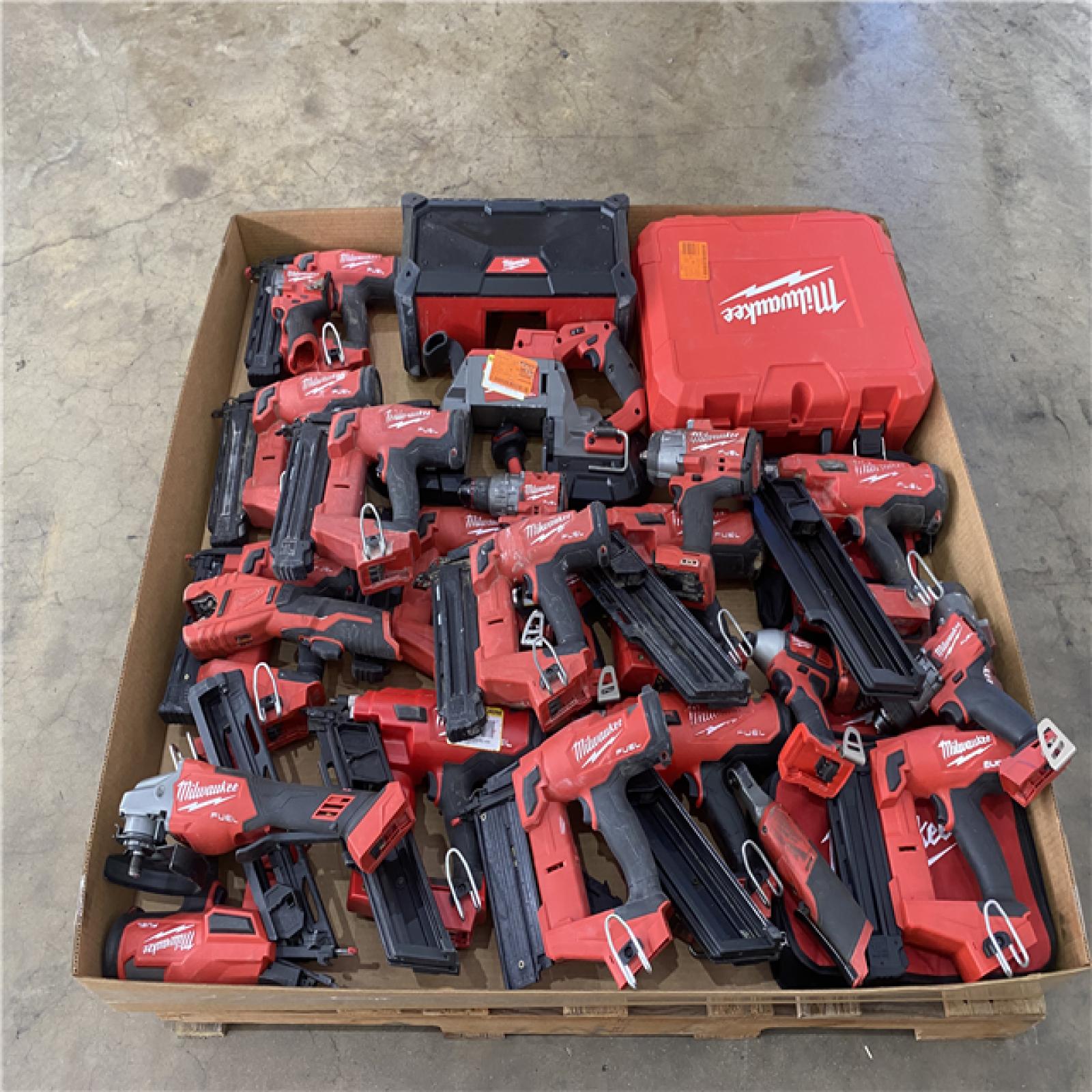 Houston Location AS IS - Tool Pallet