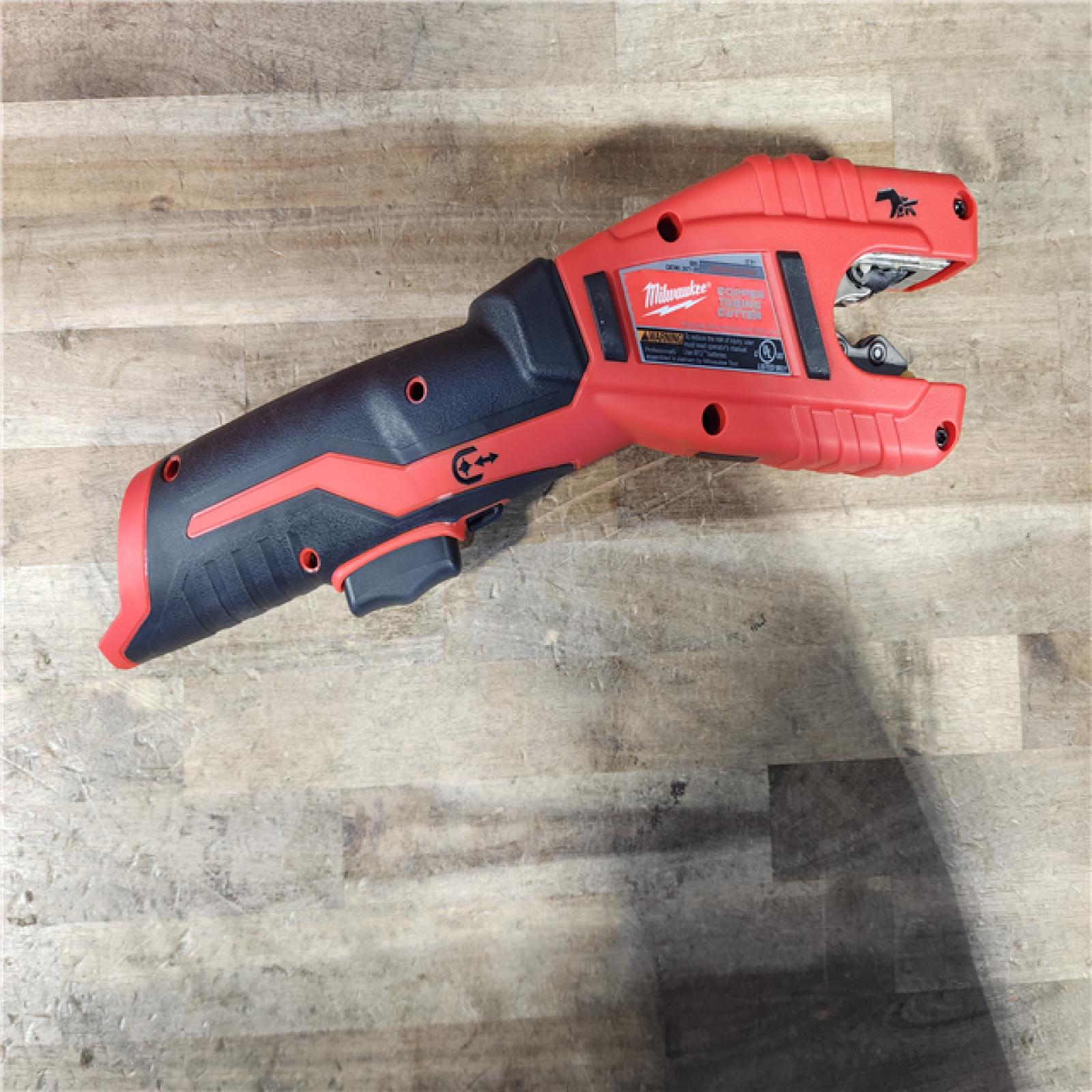 HOUSTON LOCATION - AS-IS Milwaukee M12 12-Volt Lithium-Ion Cordless Copper Tubing Cutter Kit with 1.5 Ah Battery  Charger and Hard Case