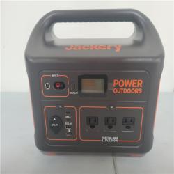 CALIFORNIA NEW JACKERY SOLAR GENERATOR