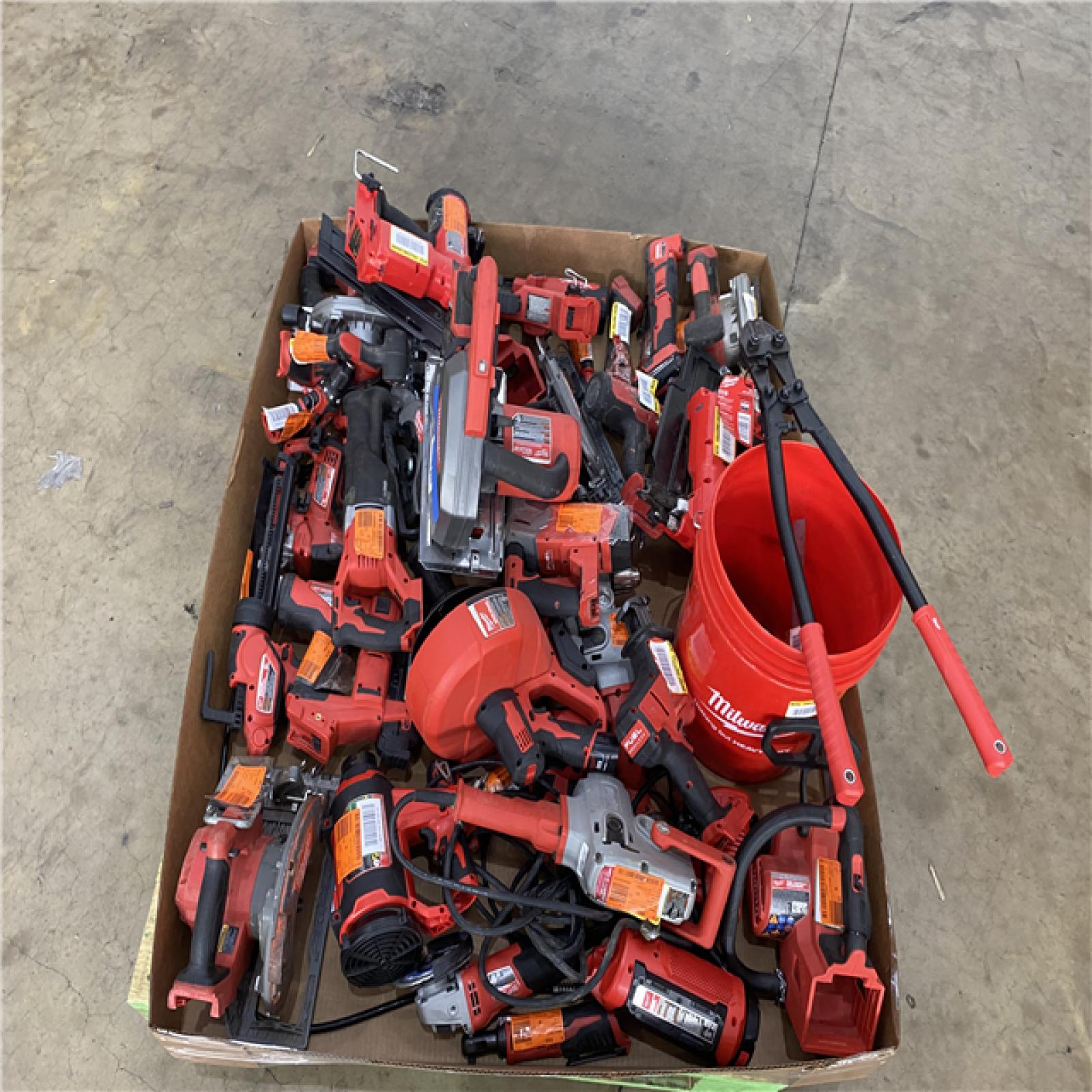 Houston Location AS IS - Tool Pallet