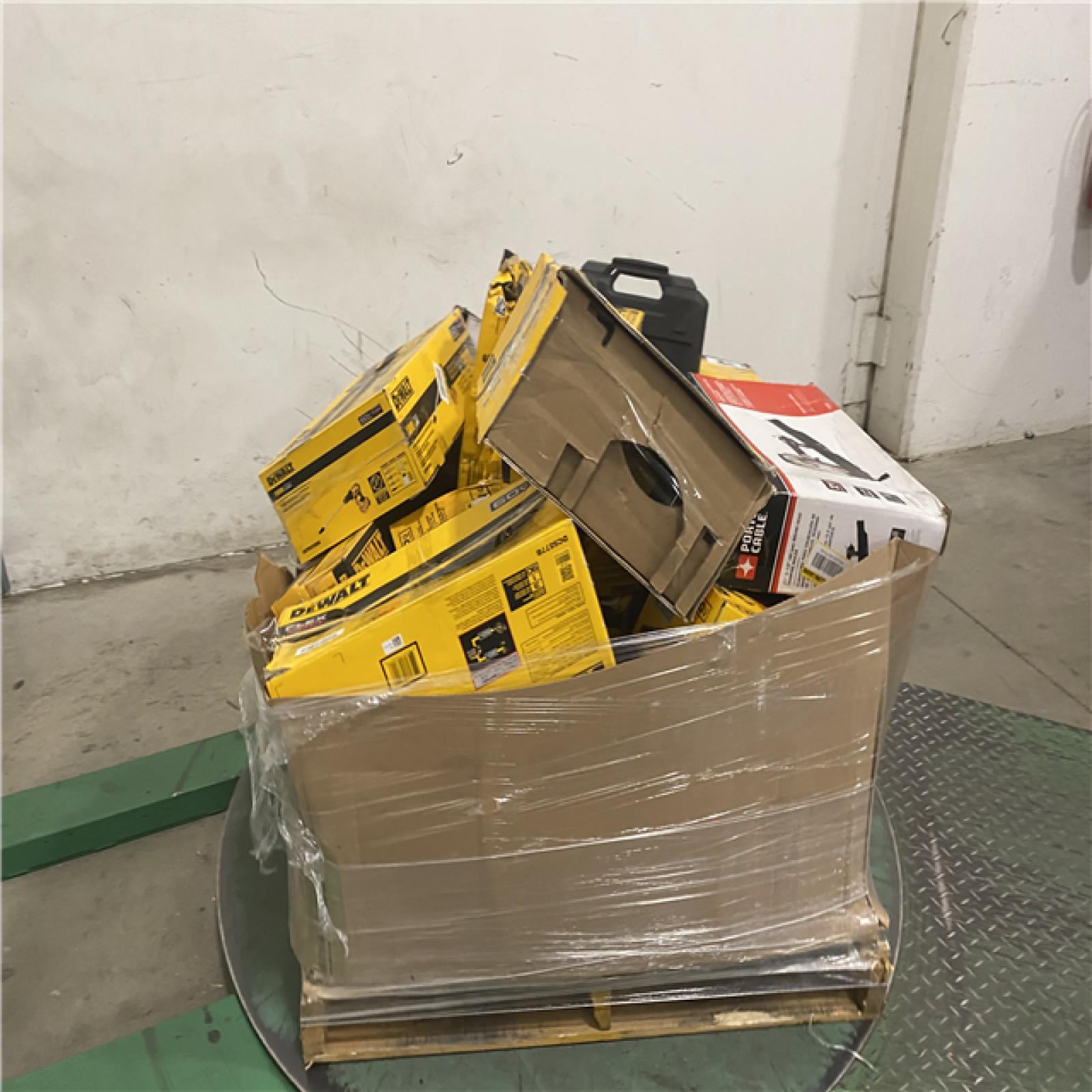 Dallas Location - As-Is Tool Pallet