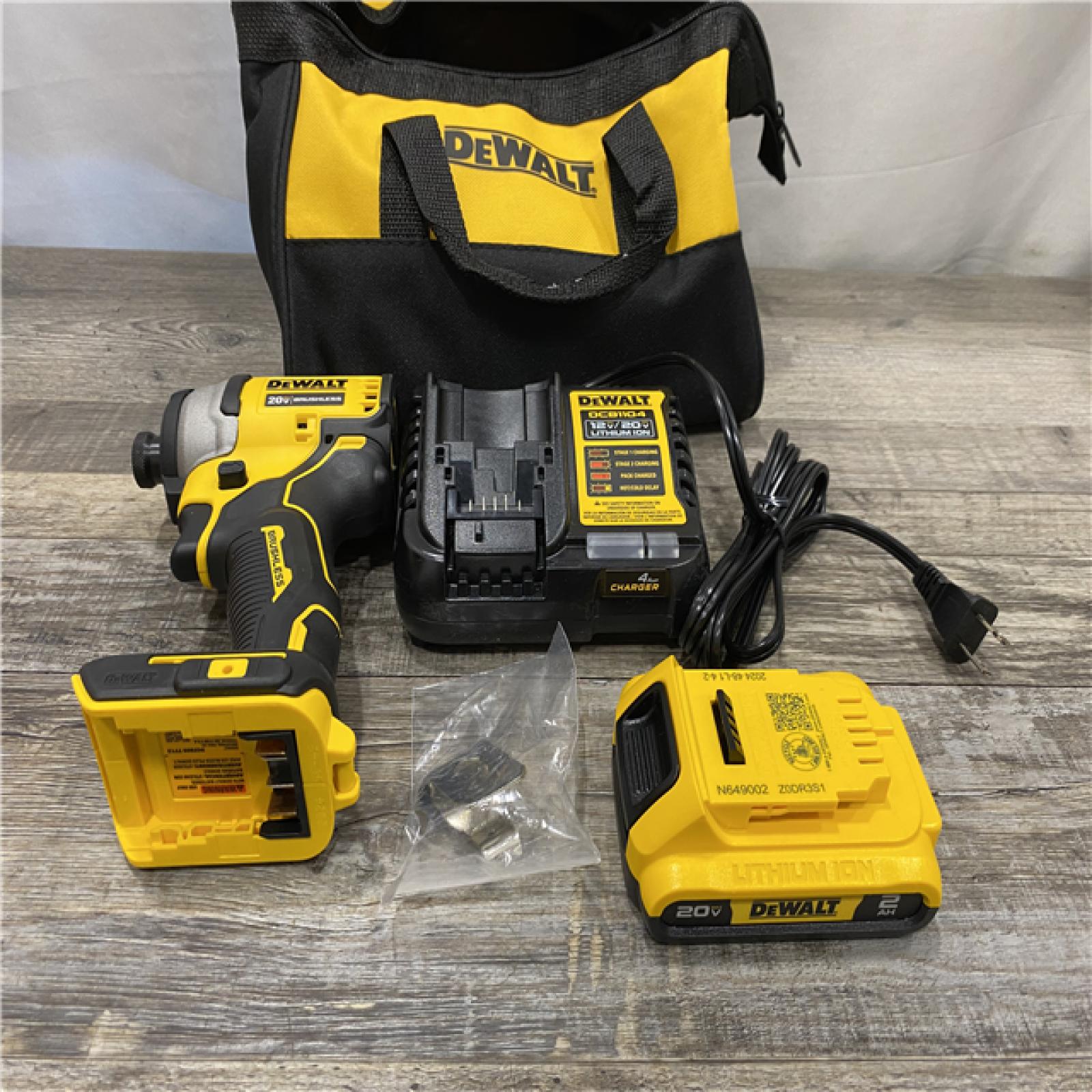 AS-IS DEWALT Atomic 20V Max Lithium-Ion Brushless Cordless Compact 1/4 in. Impact Driver Kit
