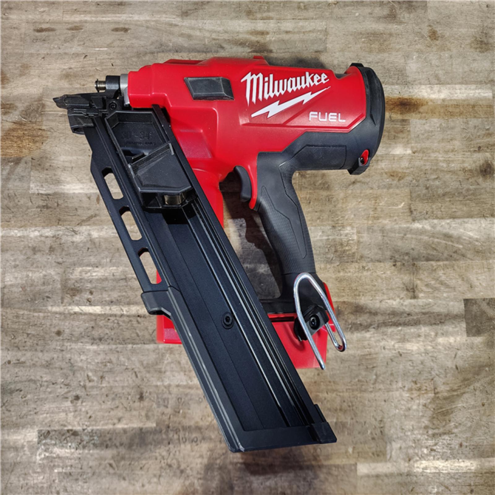 HOUSTON LOCATION - AS-IS Milwaukee M18 FUEL 30 Degree Framing Nailer (TOOL ONLY)