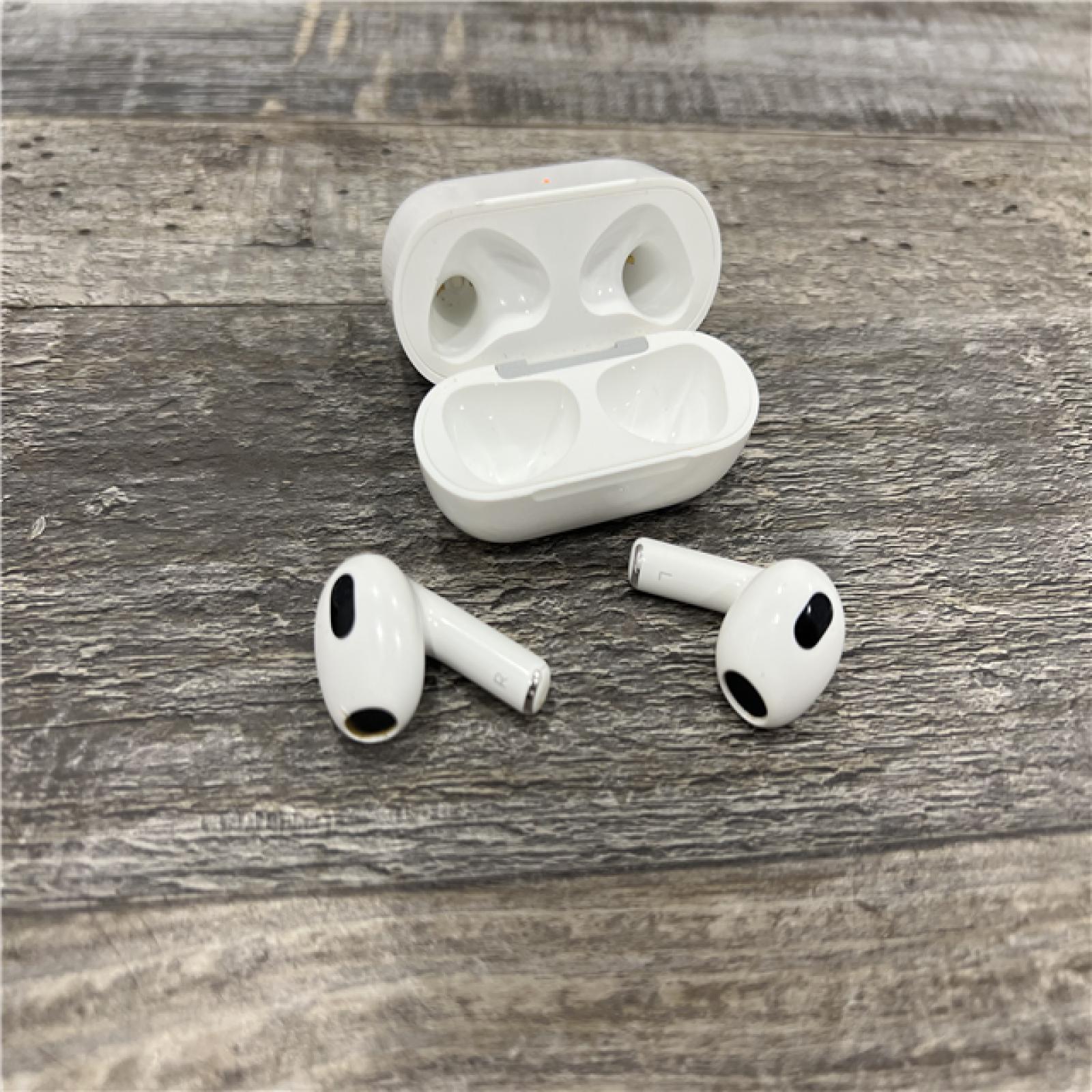 AS-IS AirPods (3rd Generation) with Lightning Charging Case