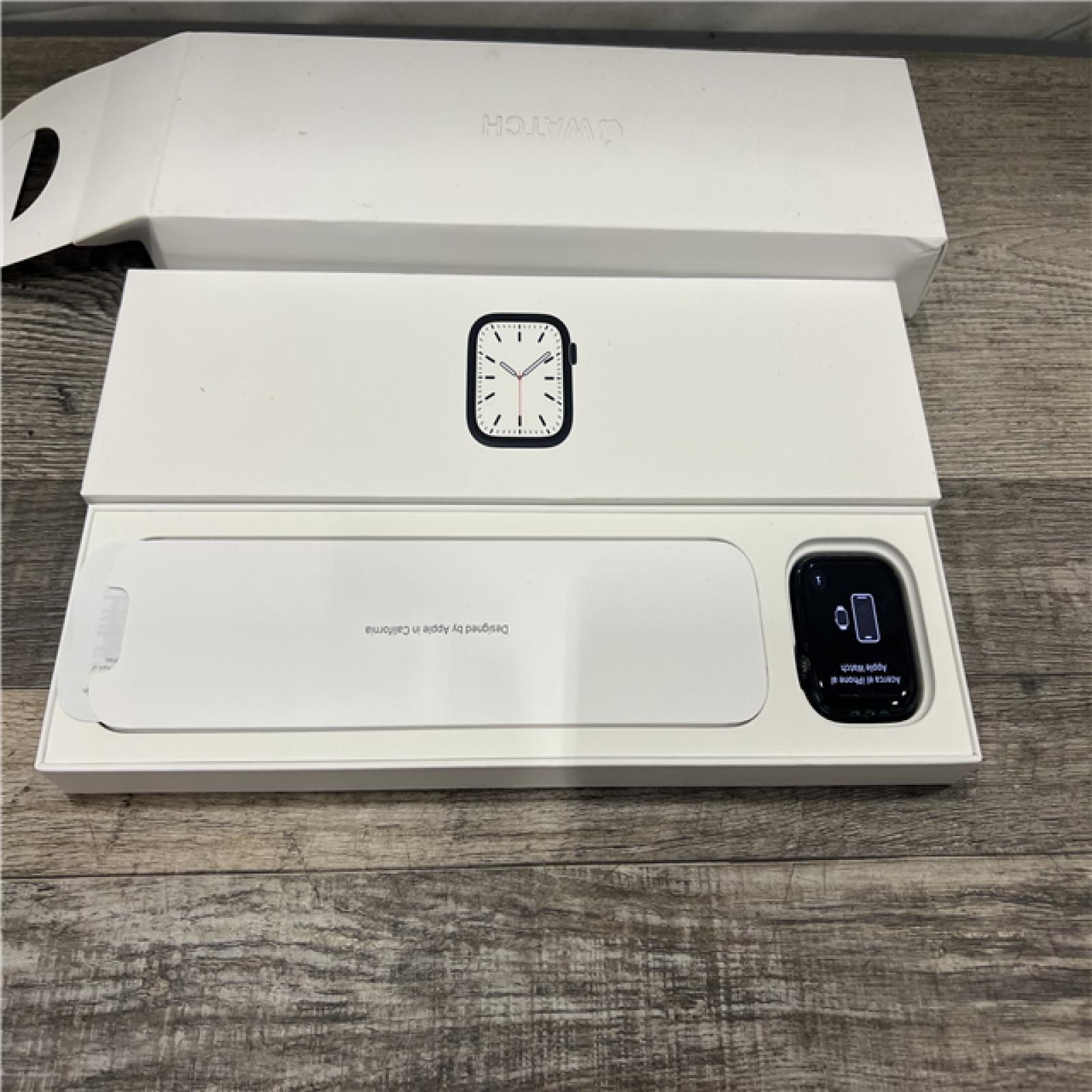 AS-IS Apple Watch Series 7 Aluminum 45 mm (GPS + Cellular) Midnight Black