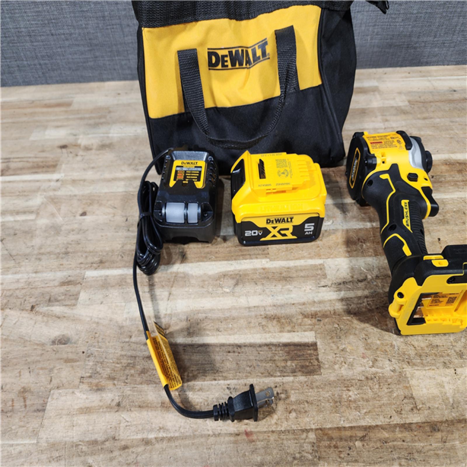 HOUSTON LOCATION - AS - IS DEWALT ATOMIC 20V MAX Lithium-Ion Cordless 1/4 in. Brushless Impact Driver Kit