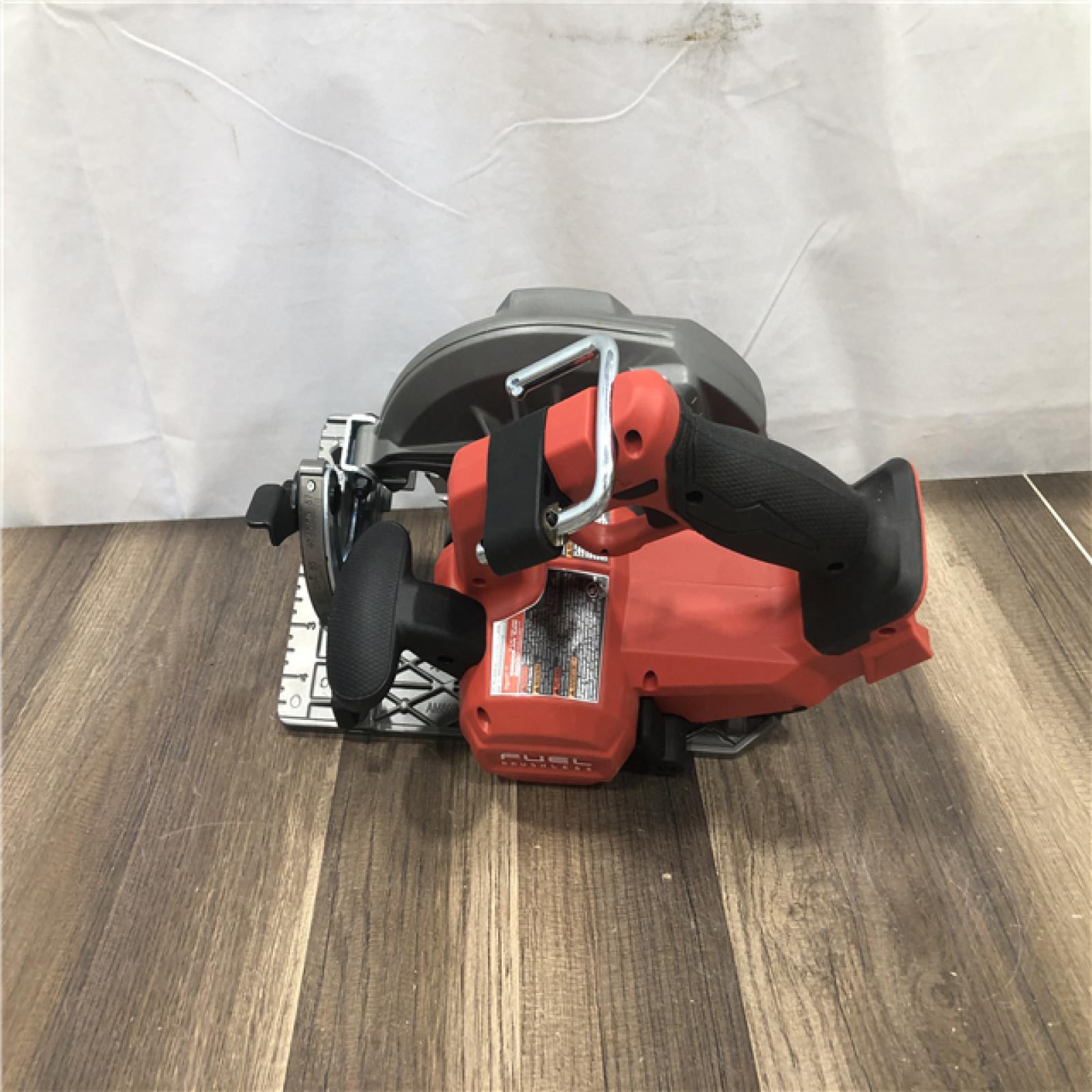 AS-IS Milwaukee FUEL 18V Lithium-Ion Brushless Cordless 7-1/4 in. Circular Saw (Tool-Only)