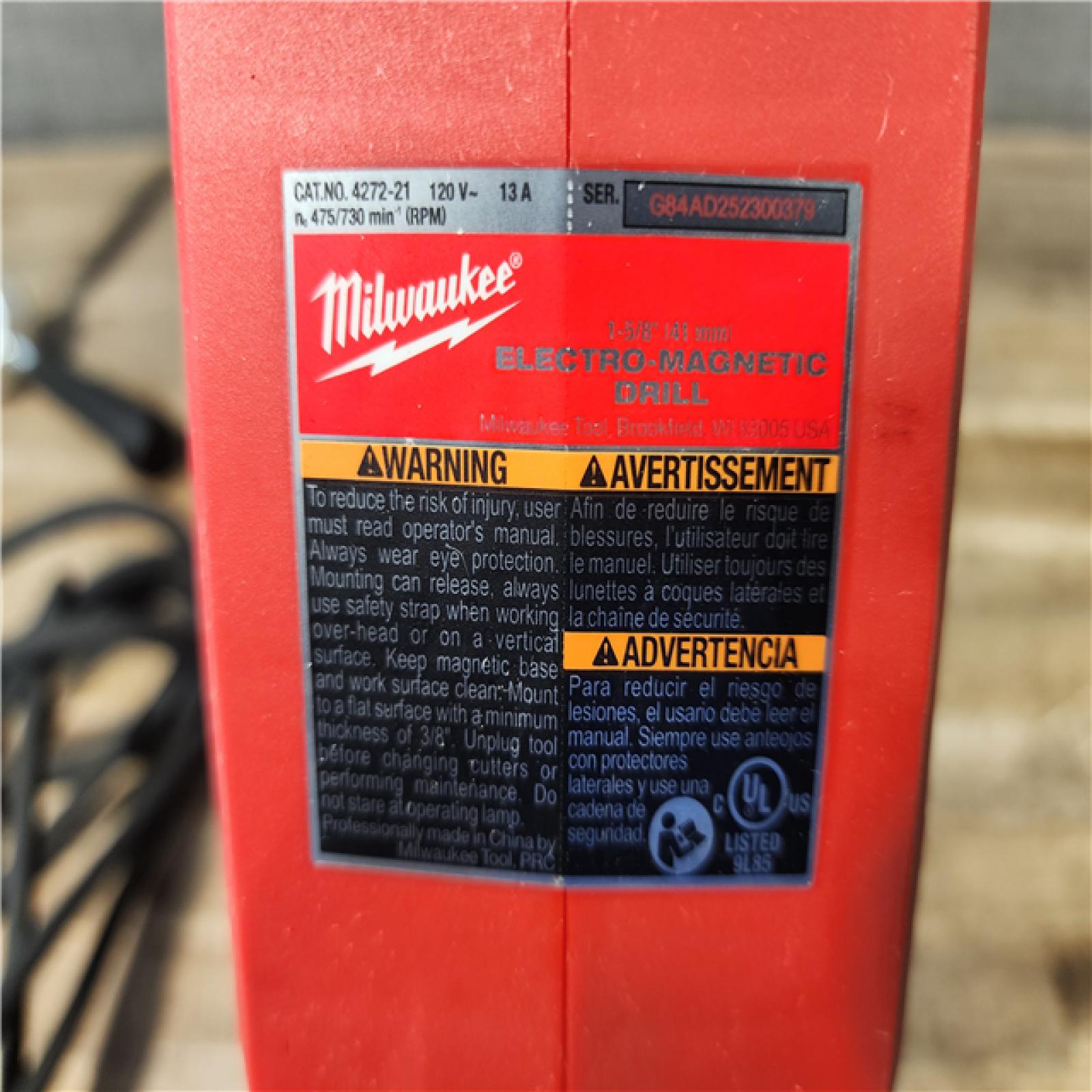 HOUSTON LOCATION - AS-IS Milwaukee Electromagnetic Drill Kit