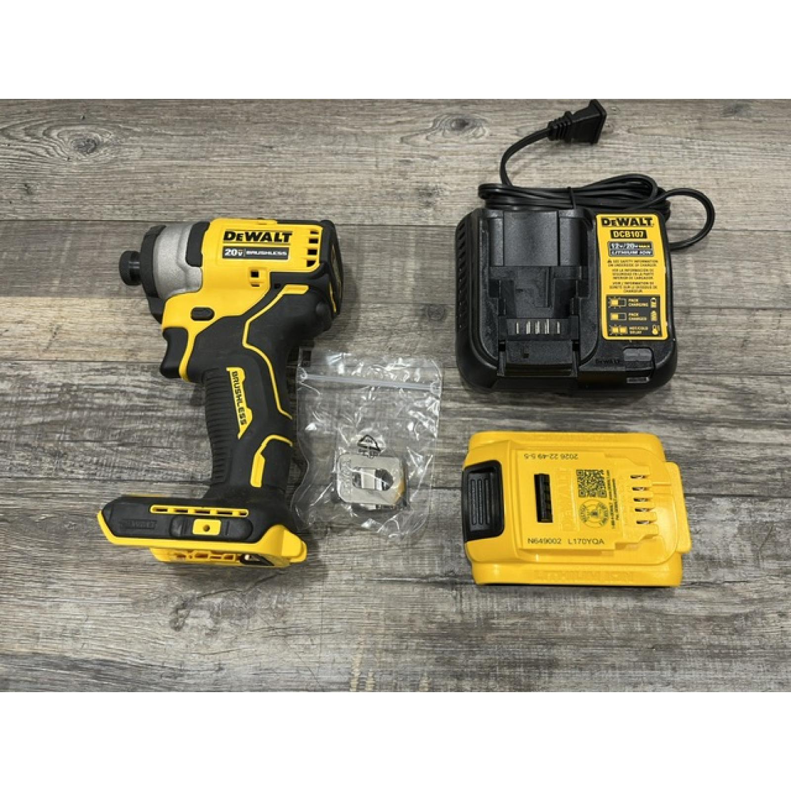AS-IS DEWALT Atomic 20V Max Lithium-Ion Brushless Cordless Compact 1/4 in. Impact Driver Kit