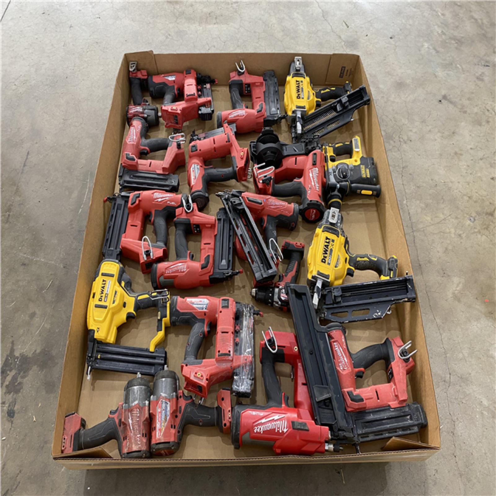 Houston Location AS IS - Tool Pallet