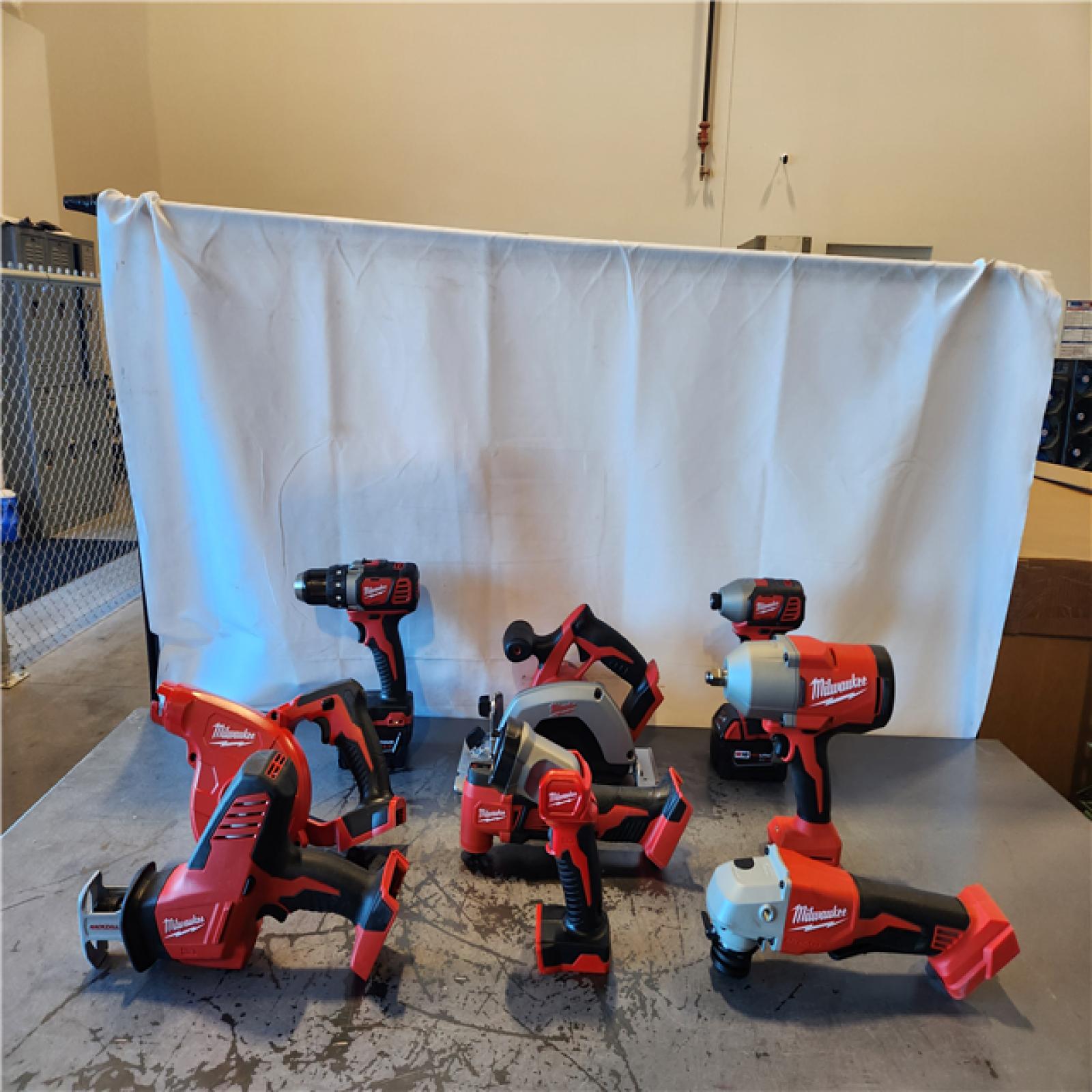 AS-IS- Milwaukee 18-Volt Lithium-Ion Cordless (9-Tool) Combo Kit