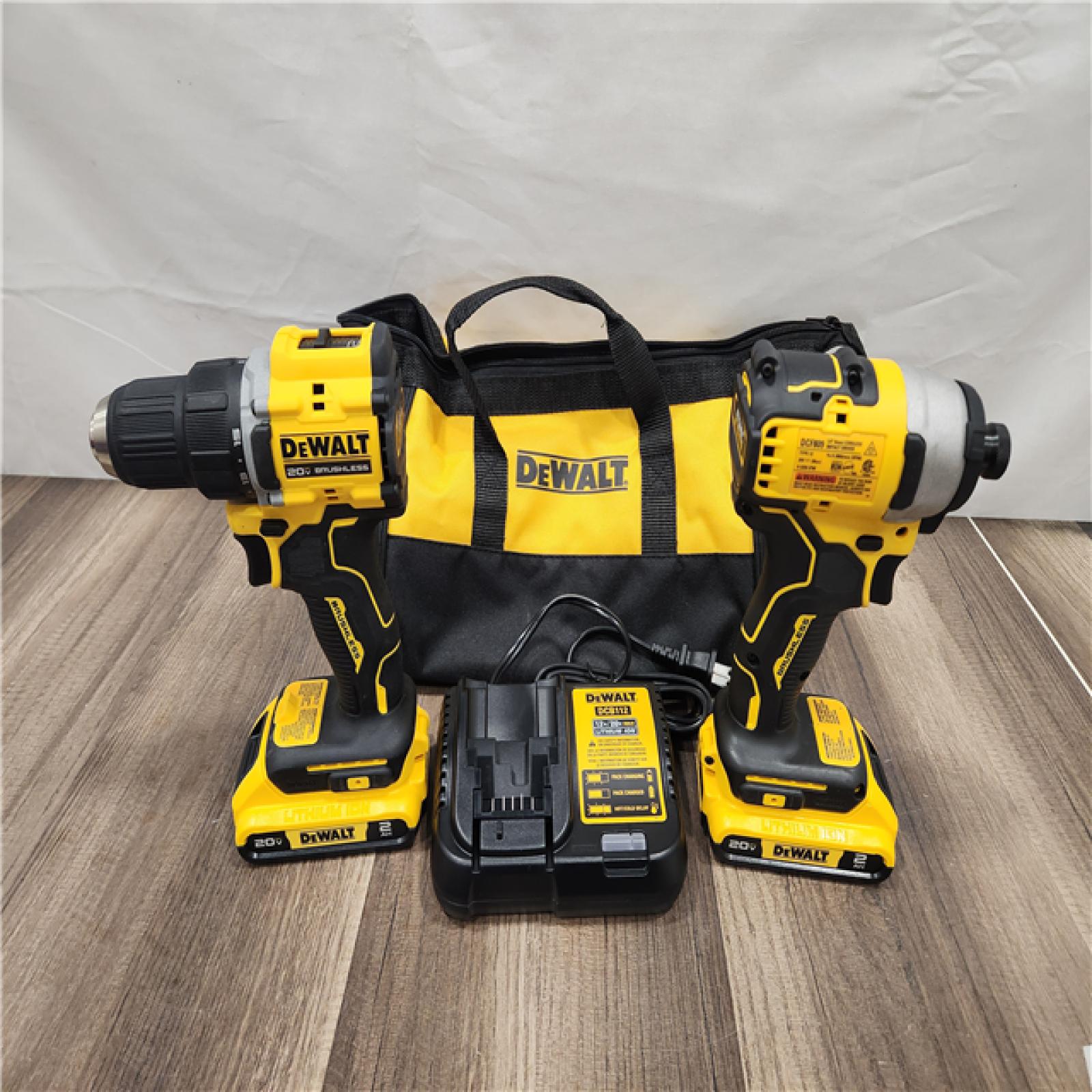 AS-IS DEWALT ATOMIC 20-Volt MAX Lithium-Ion Cordless Combo Kit (2-Tool) with (2) 2.0Ah Batteries, Charger and Bag