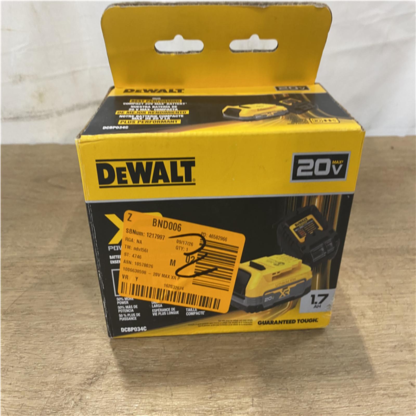 NEW DEWALT 20V MAX XR POWERSTACK Lithium-Ion Battery Starter Kit with 1.7Ah Battery and Charger